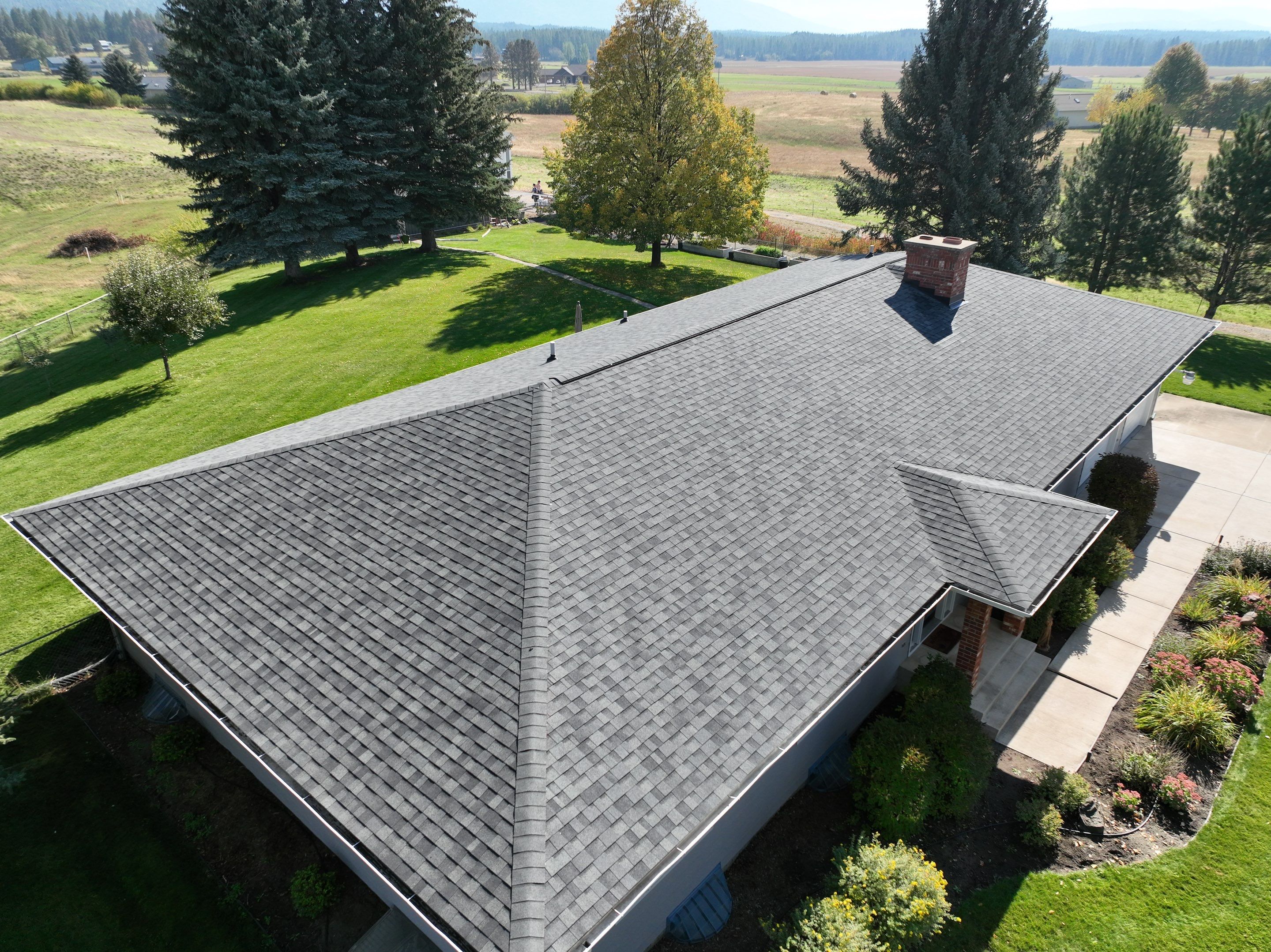 Owens Corning TruDefinition Duration - Estate Gray by Montana Roofing Solutions
