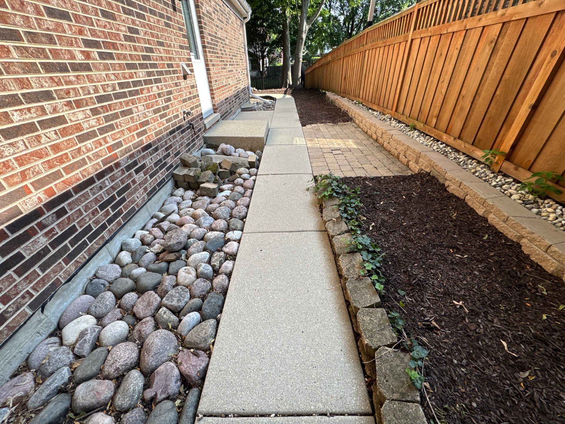 Palatine house wash and concrete power washing by Northern Power Washing LLC.