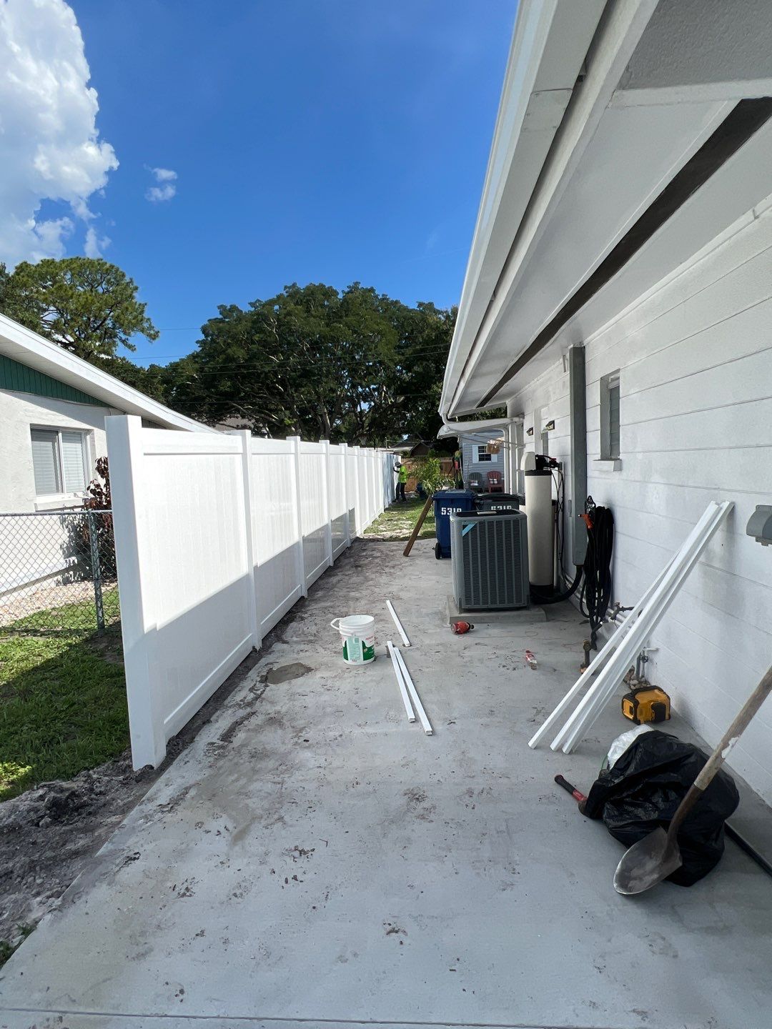 Sarasota, FL 6ft. Tall White Vinyl Privacy Fence  by Asap fence and gates, LLC