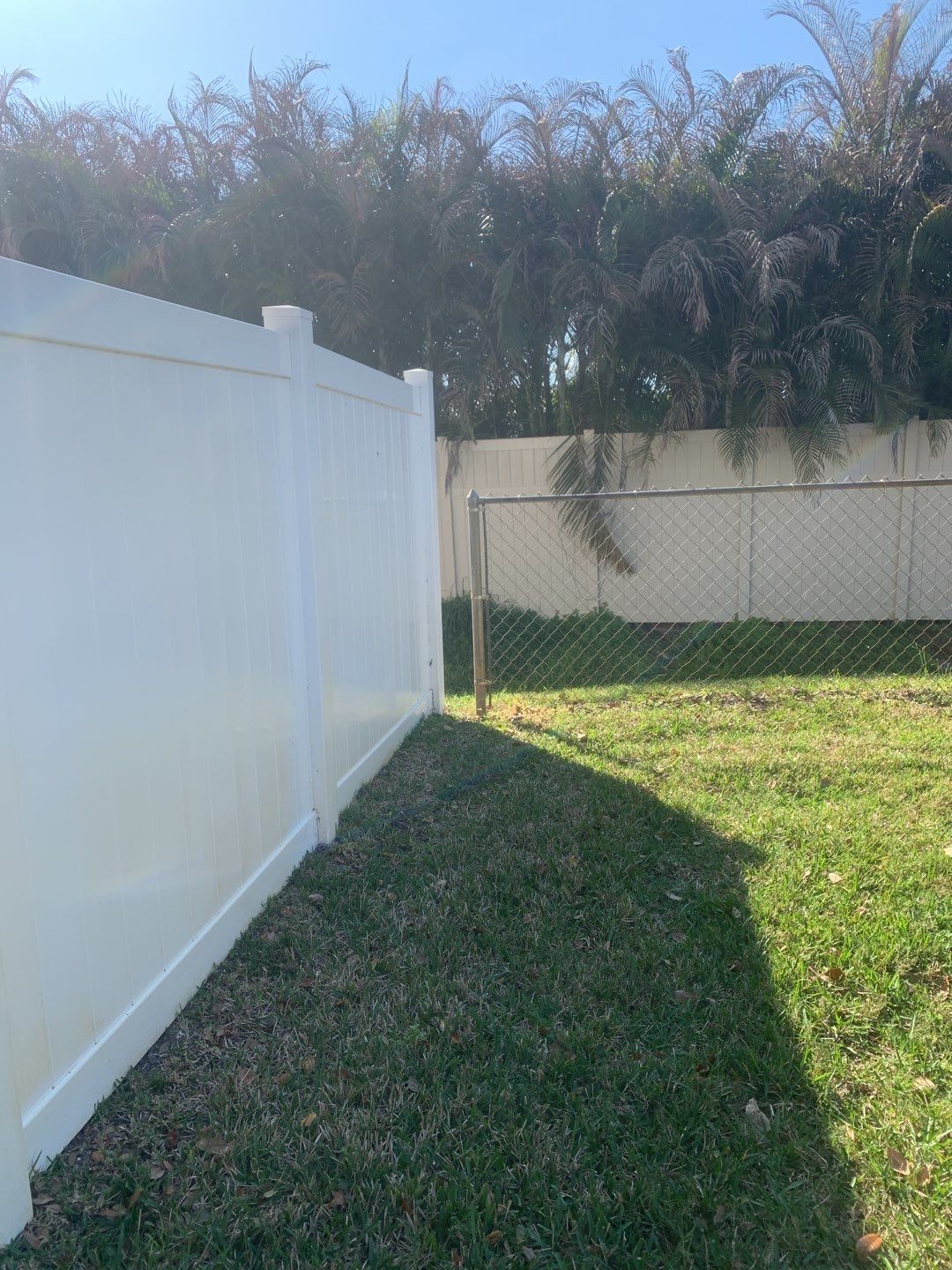 Sarasota, FL 6ft. Tall White Vinyl Privacy Fence  by Asap fence and gates, LLC