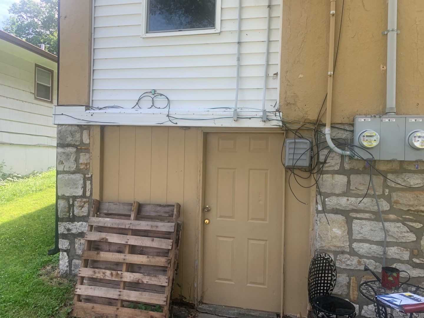 Siding Installation using Elm Grove by EEC  Windows, Siding & Roofing 