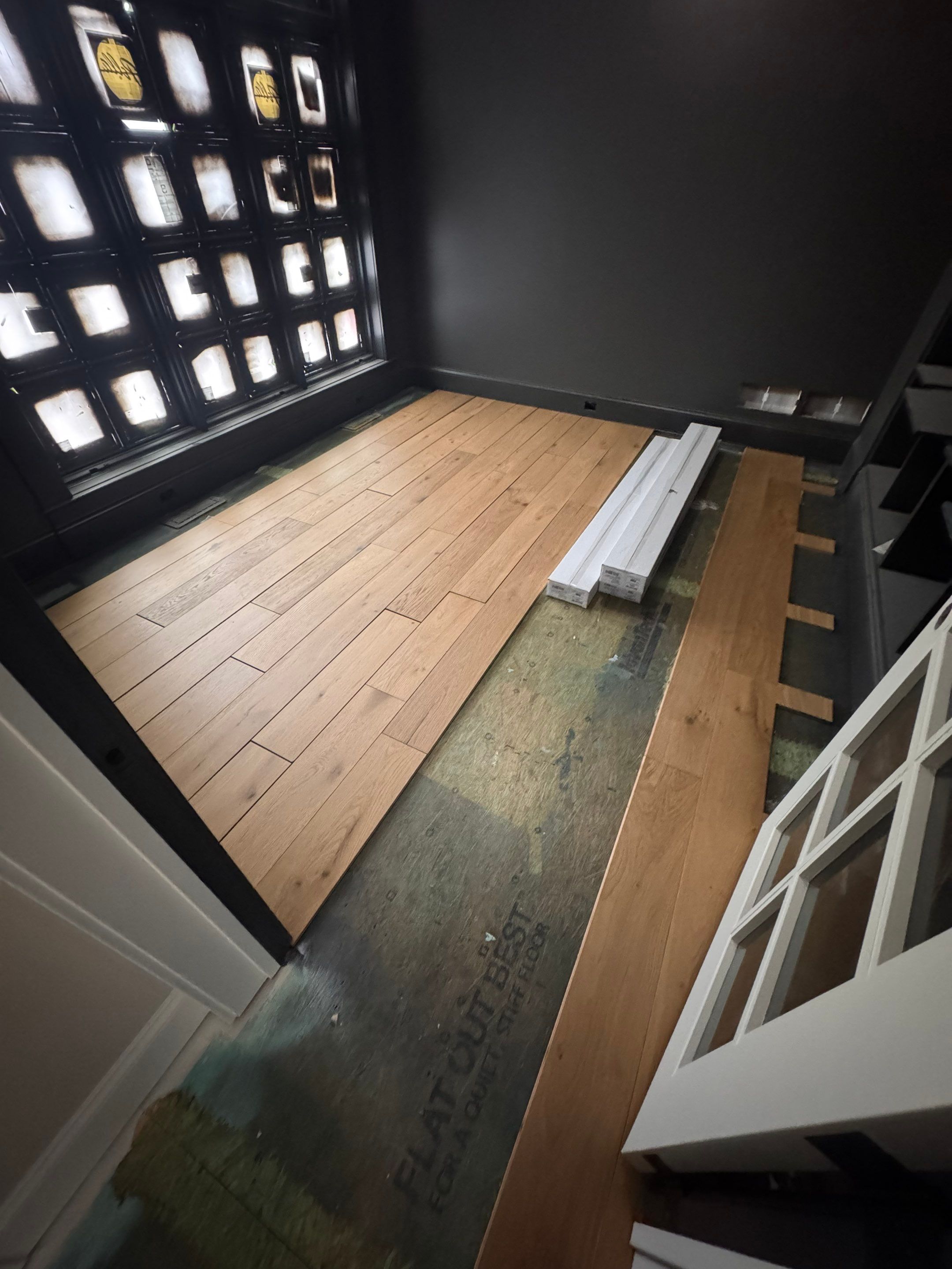 A DREAMY DEN & Matching Hardwoods for this New Build by RTBaldwin Hardwood Floors