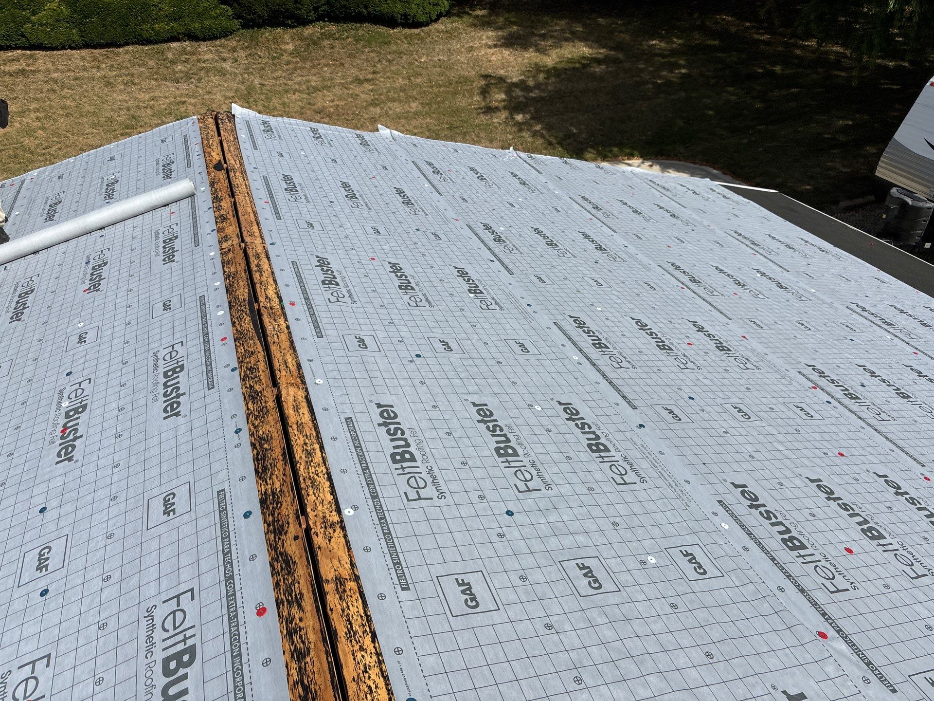Residential Roofing Installation using Timberline HDZ Shingles - Weathered Wood by RoofX 