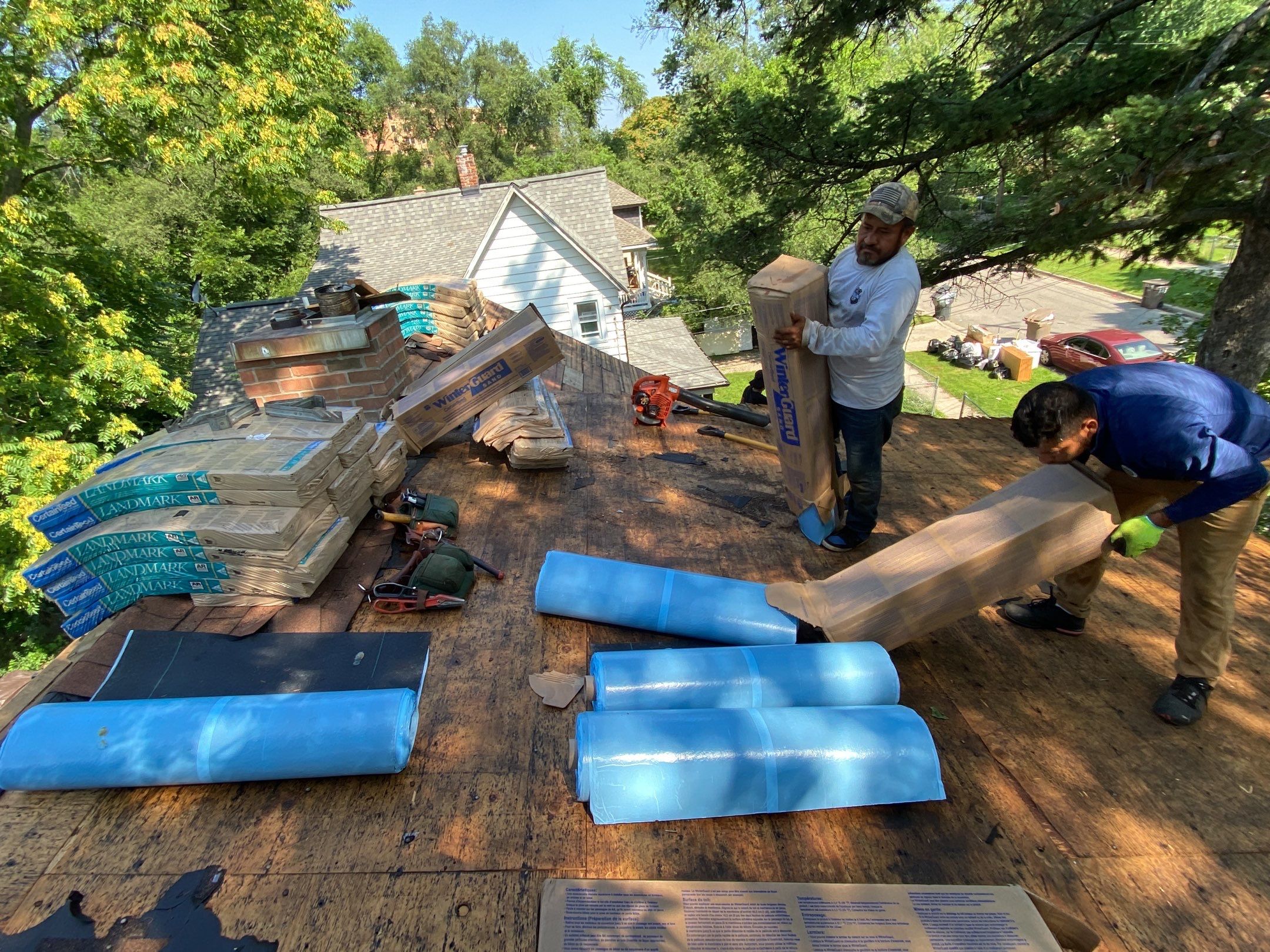 Roof Replacement using CertainTeed Landmark by 180 Contractors