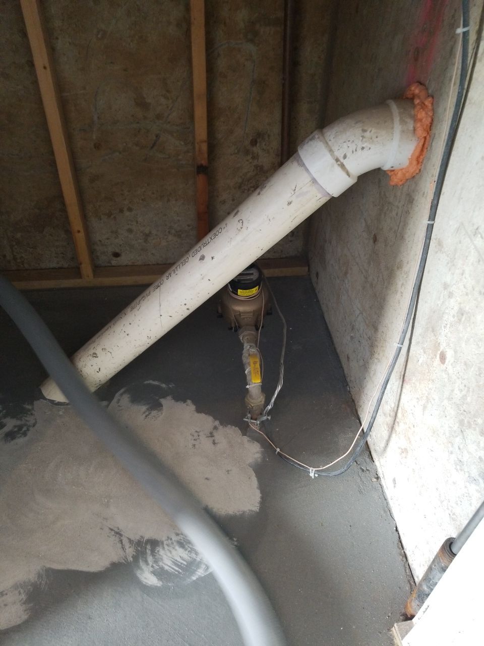 Garage Floor Coating in Penntek Domino by Spectrum Painting, LLC