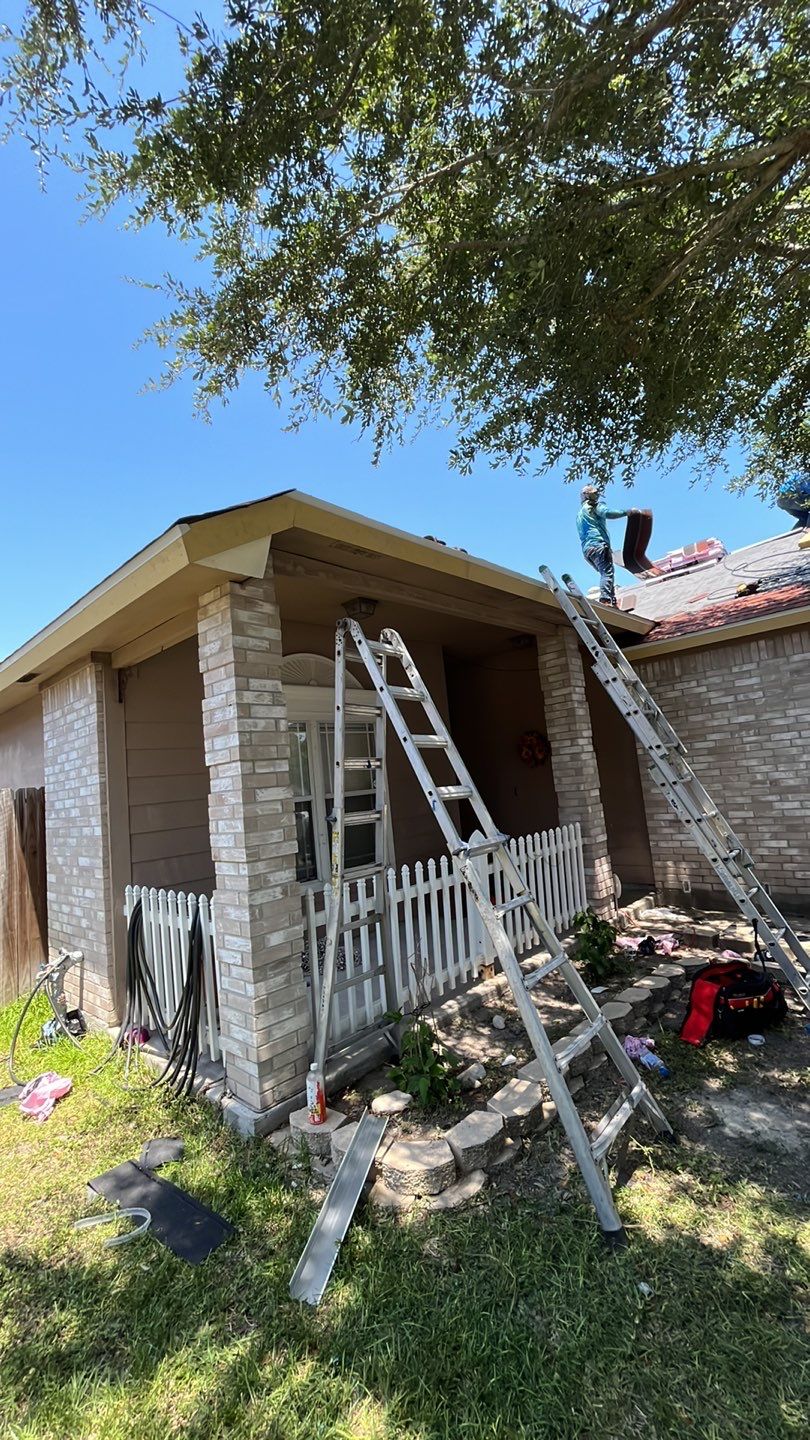 Love my new look! by Bayfront Roofing and Construction