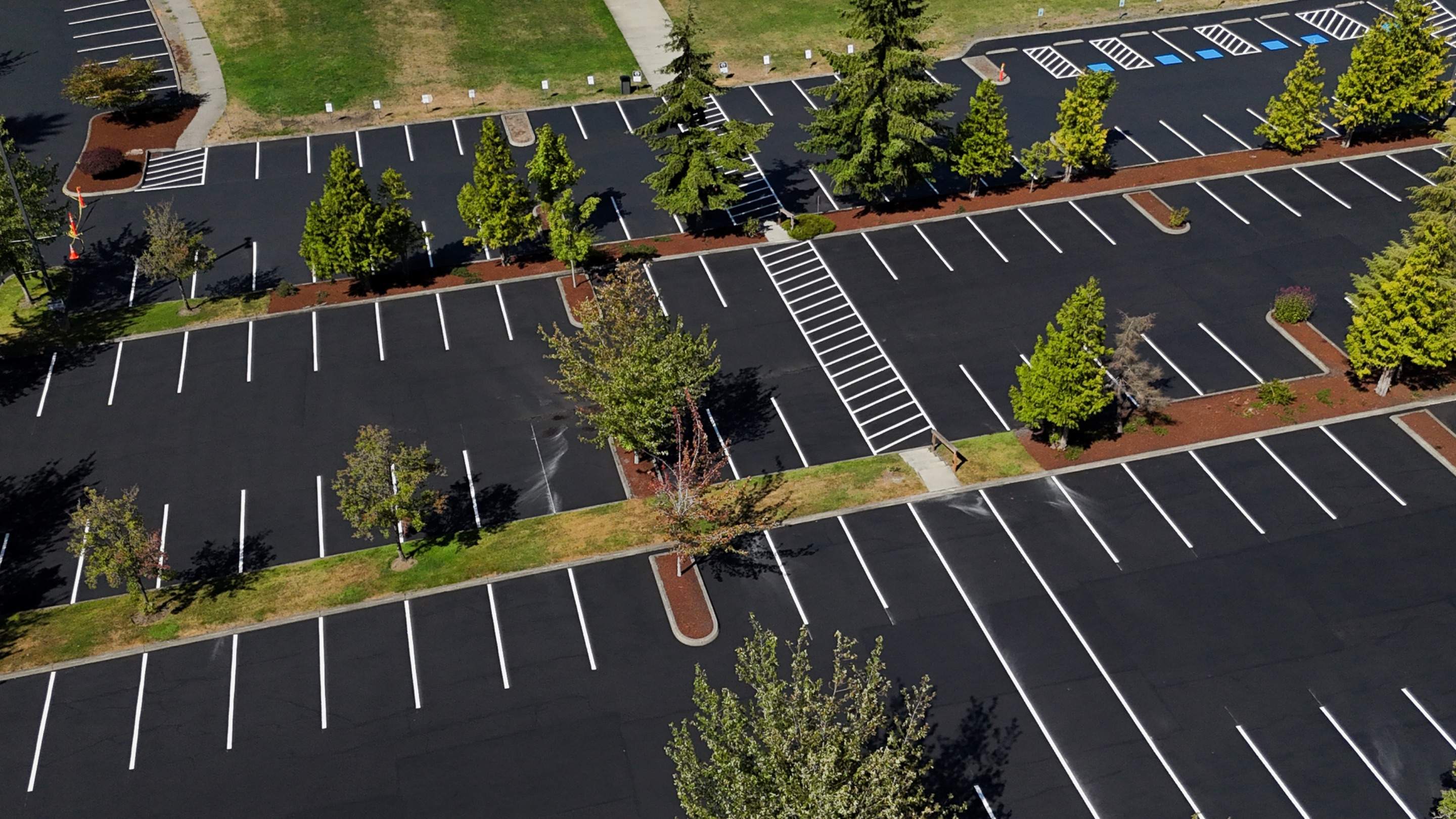 Sealcoating & Asphalt Patch Repairs | Everett  by Jireh Asphalt & Concrete Inc 