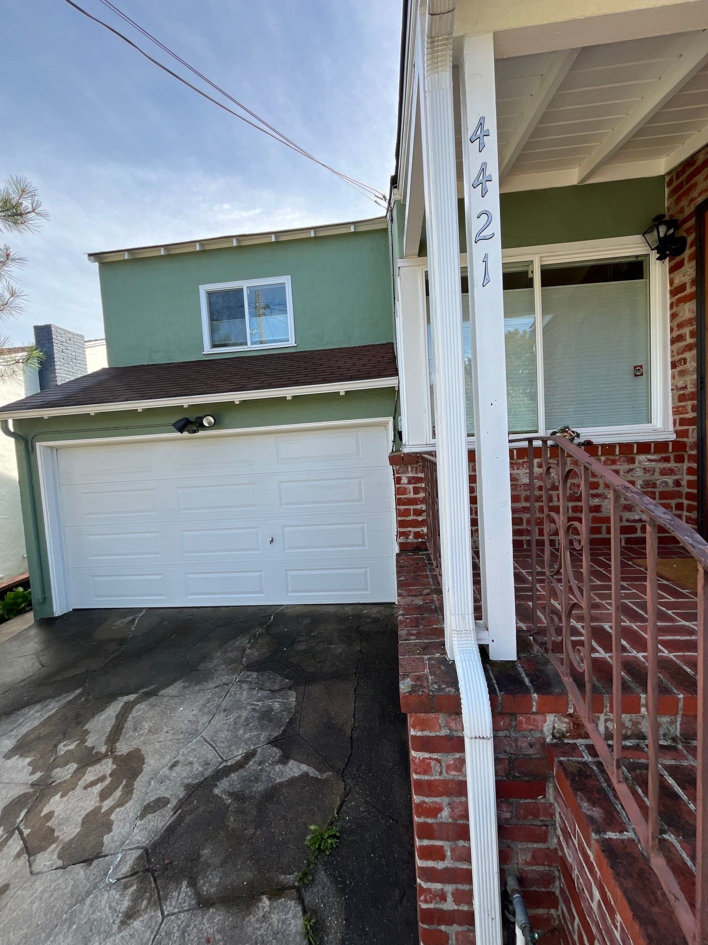 Project in Oakland by Herrera’s Bay Area Painting inc.