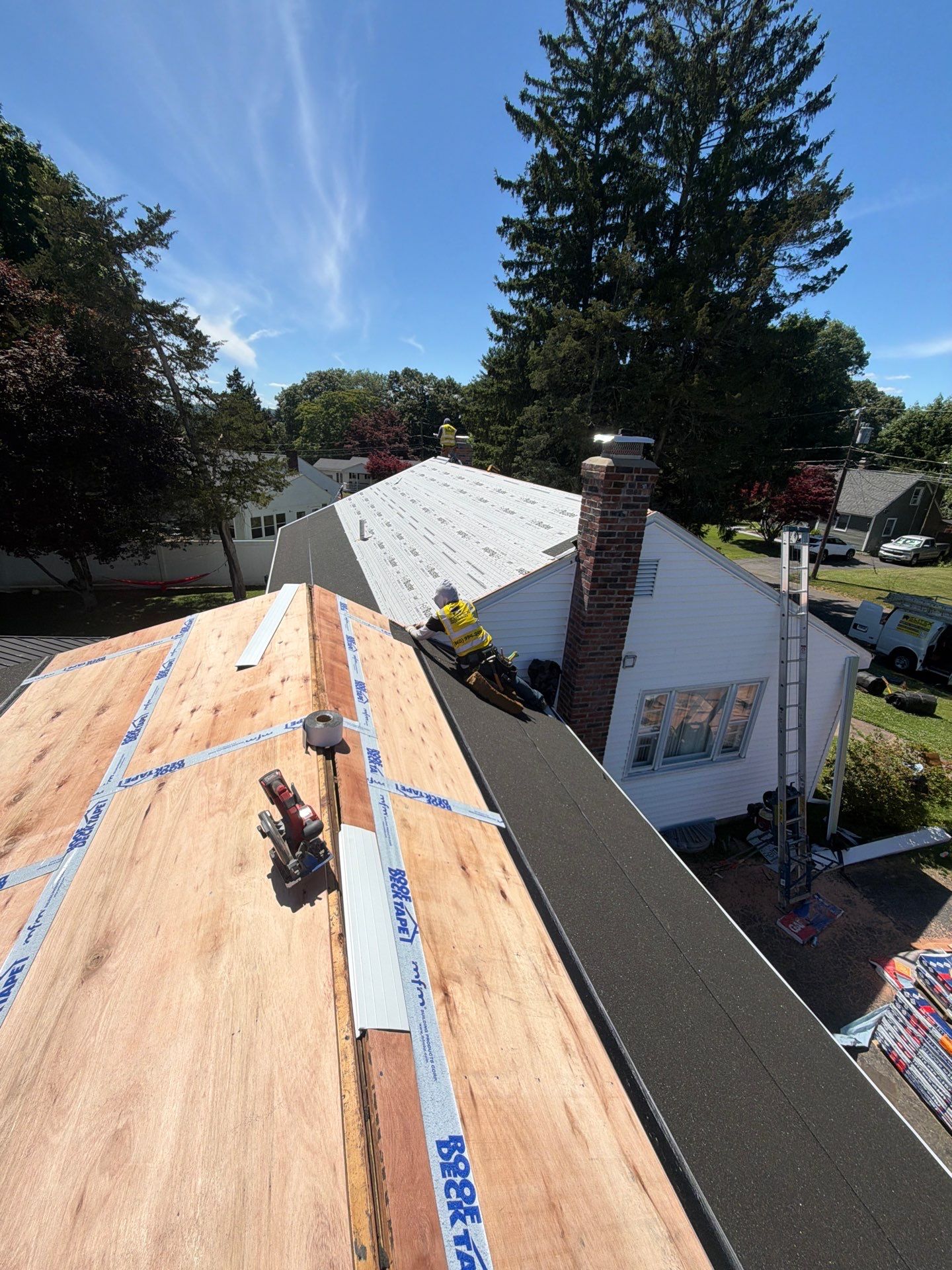 Project in Southington, CT by Elitex Roofing
