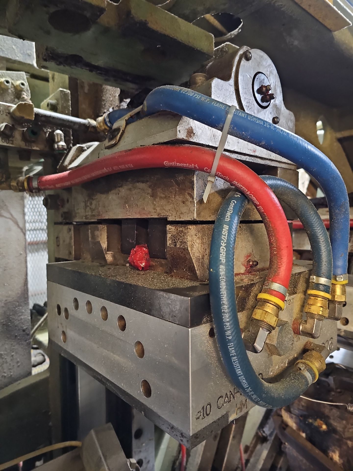 Project in Santa Ana by Altium Packaging