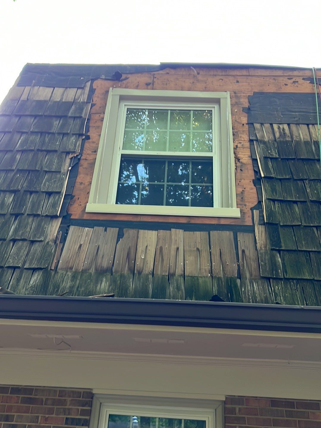 Fairfax Station: CertainTeed Landmark Pro Designer Shingles in Max Def Resawn Shake by RM Banning, Inc.