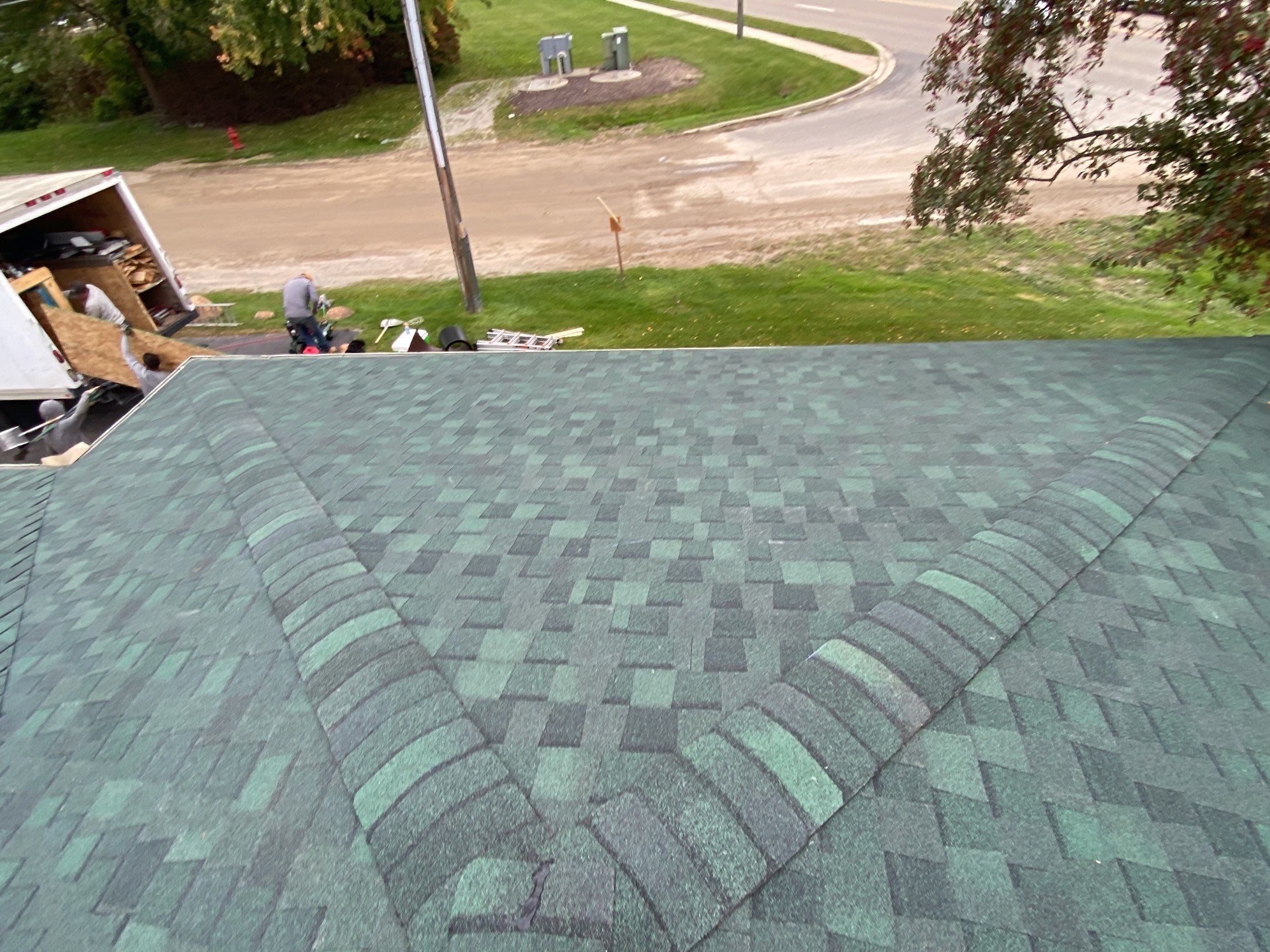 Roof Replacement using CertainTeed Landmark by 180 Contractors