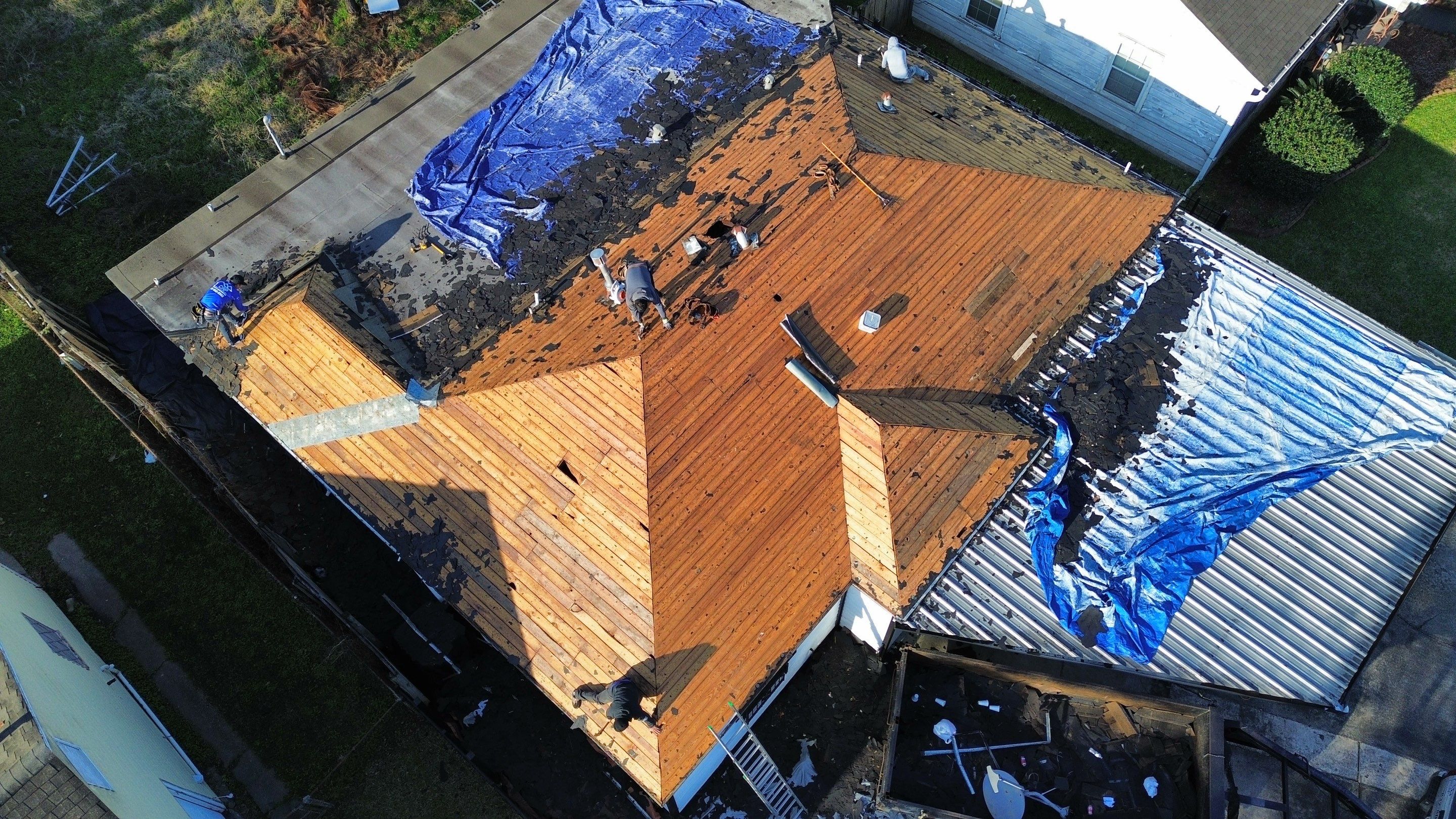 Roof Remplacement using Atlas Prolam Black Shadow by CAP Roofing and Construction LLC