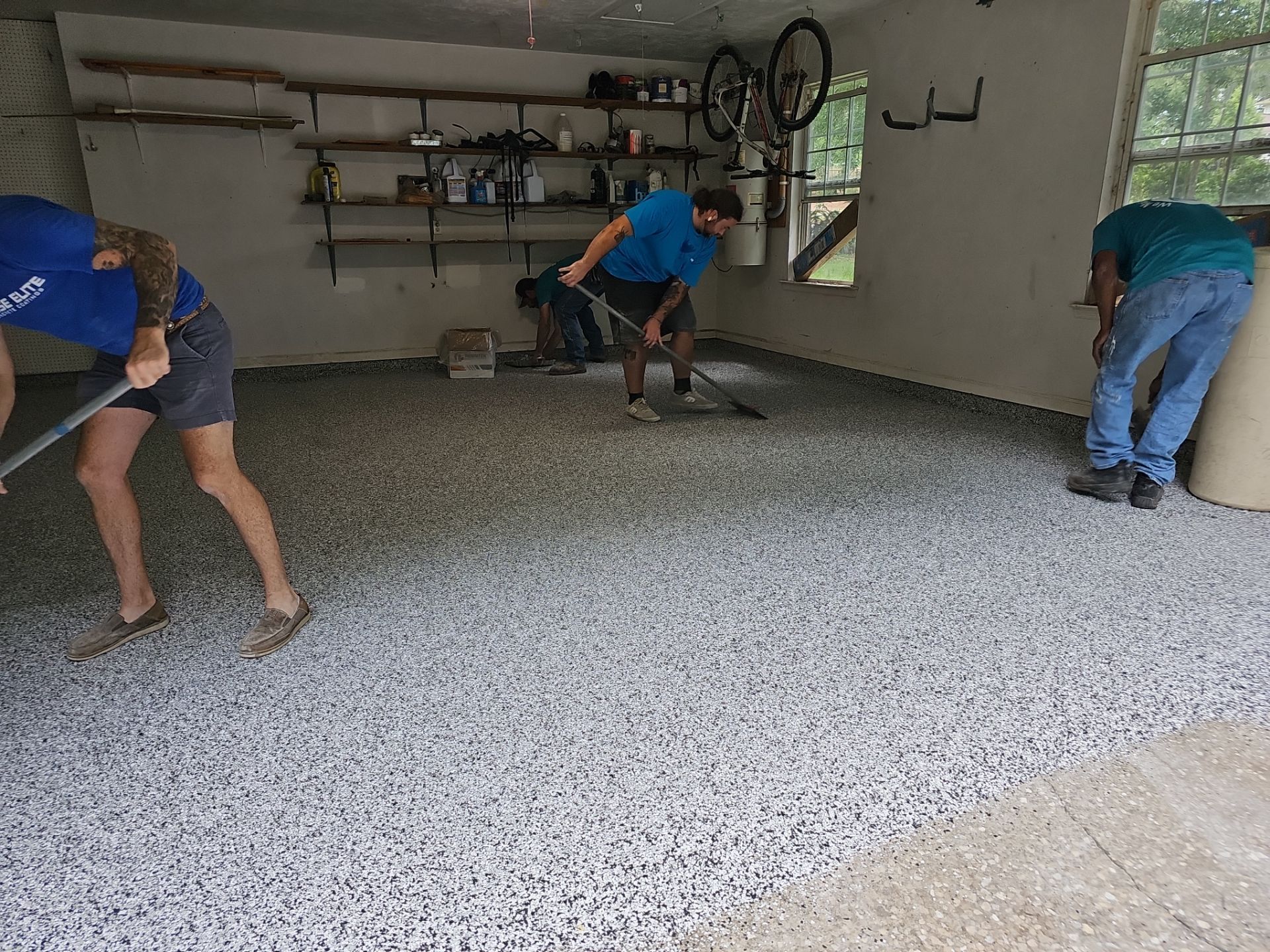 This home’s garage floor before and after is like DAY and NIGHT 🌙 by Deese Elite Concrete Coatings
