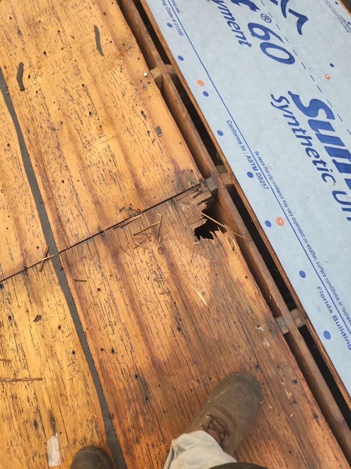 ATLAS PINNACLE COLOR: PRISTINE SCOTCHGARD WEATHERED DRIP EDGE: MUSKET BROWN by Eagle Eye Roofing