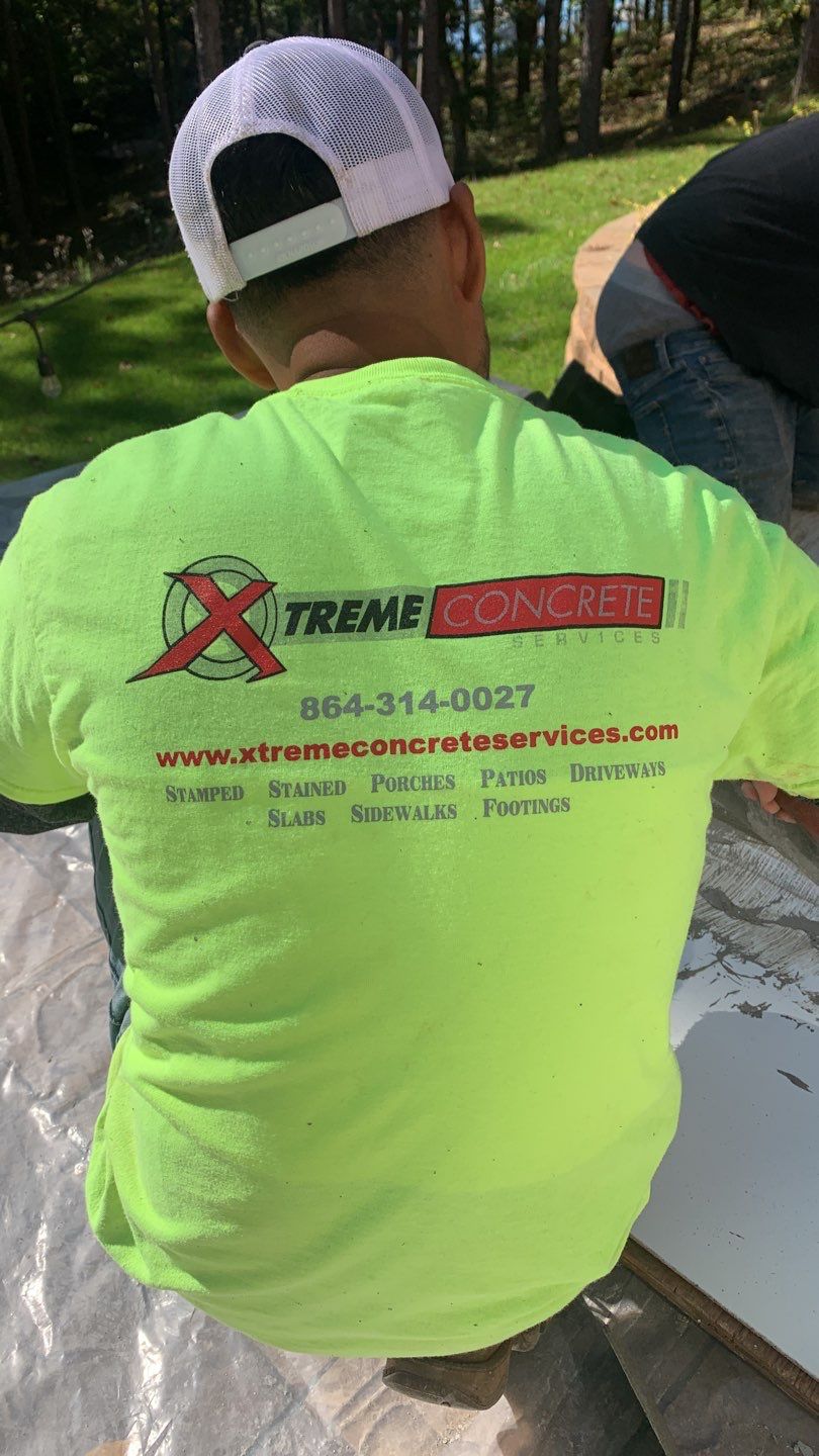 Outdoor Kitchen using Clifrock Panels by Xtreme Concrete Services