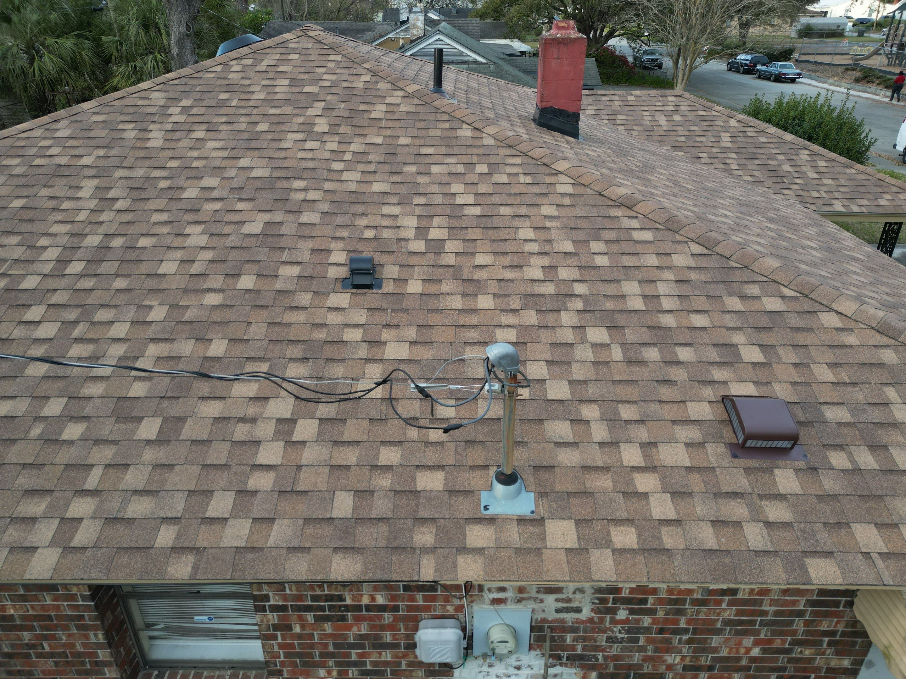 Atlas Pinnacle Pristine: Transforming Residential Roofscapes with Superior Installation by Talya Roofing