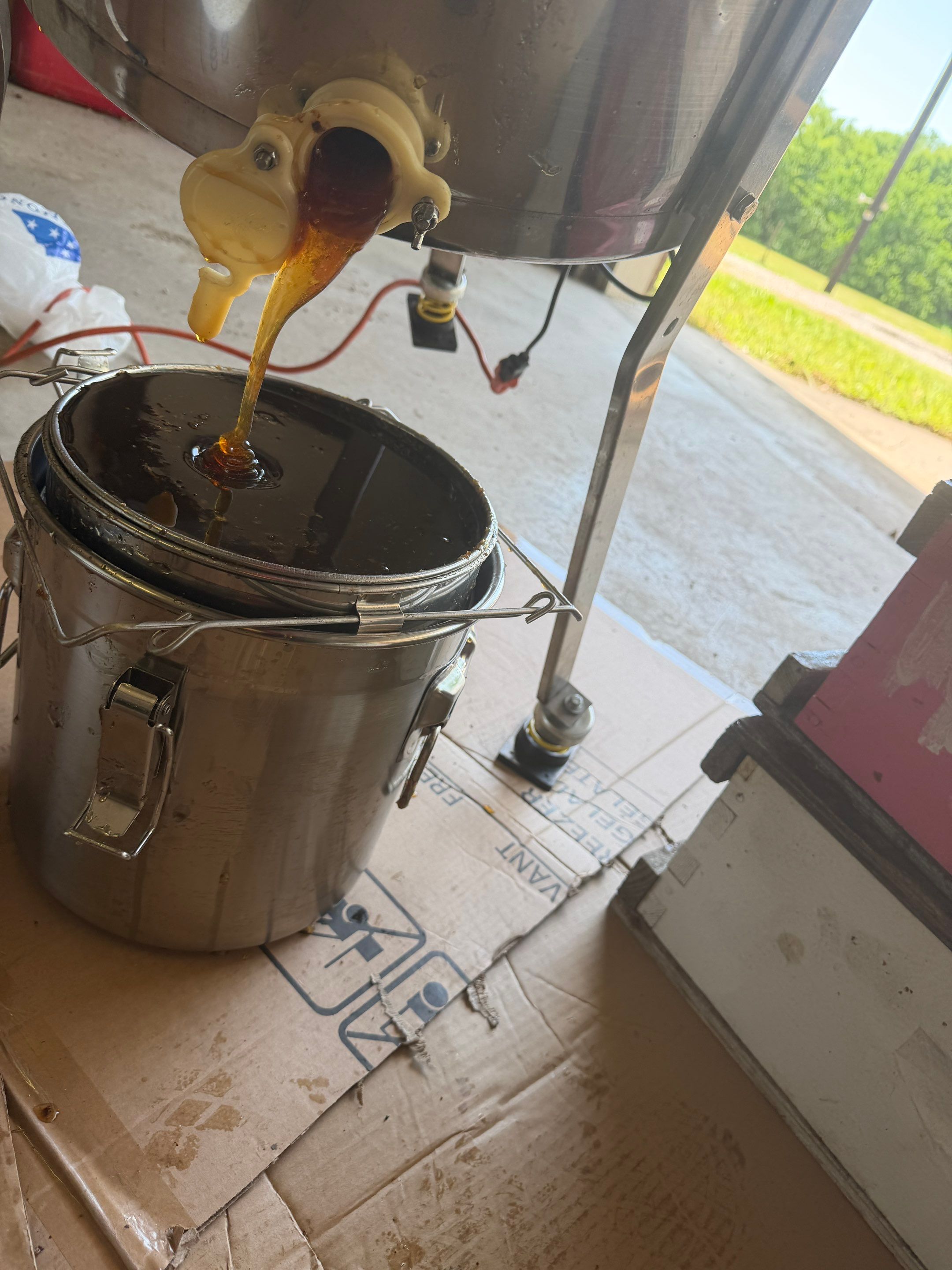 Backyard Survivor Stock by Rockwall Honey Bee Company