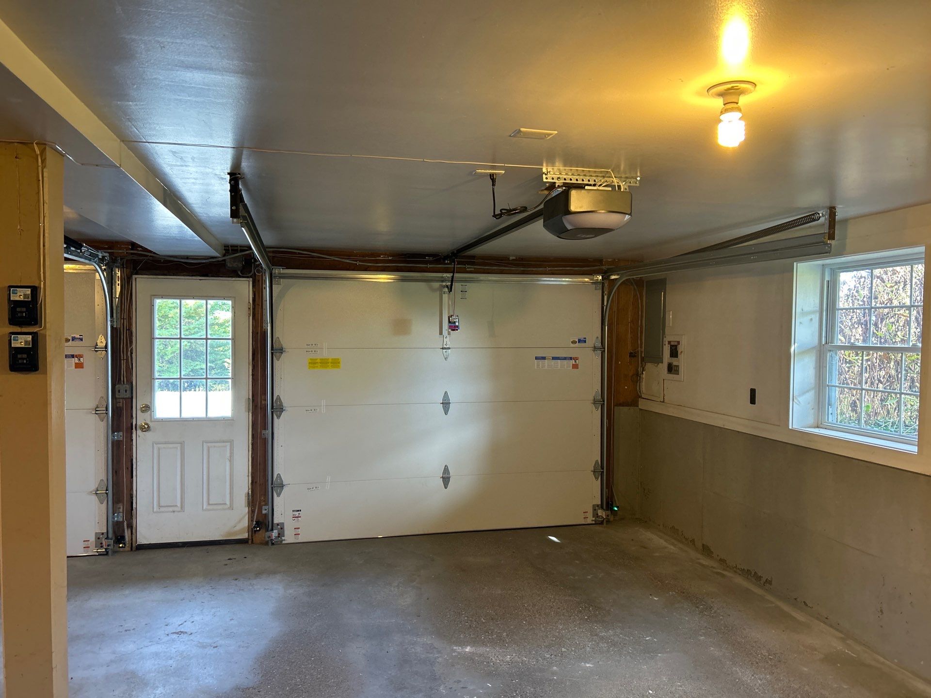 Door Installation using Clopay Coachman Garage Doors by Keene Door