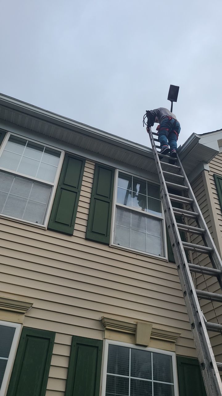 Dumfries: CertainTeed Landmark Pro Designer Shingles in Max Def Weathered Wood by RM Banning, Inc.