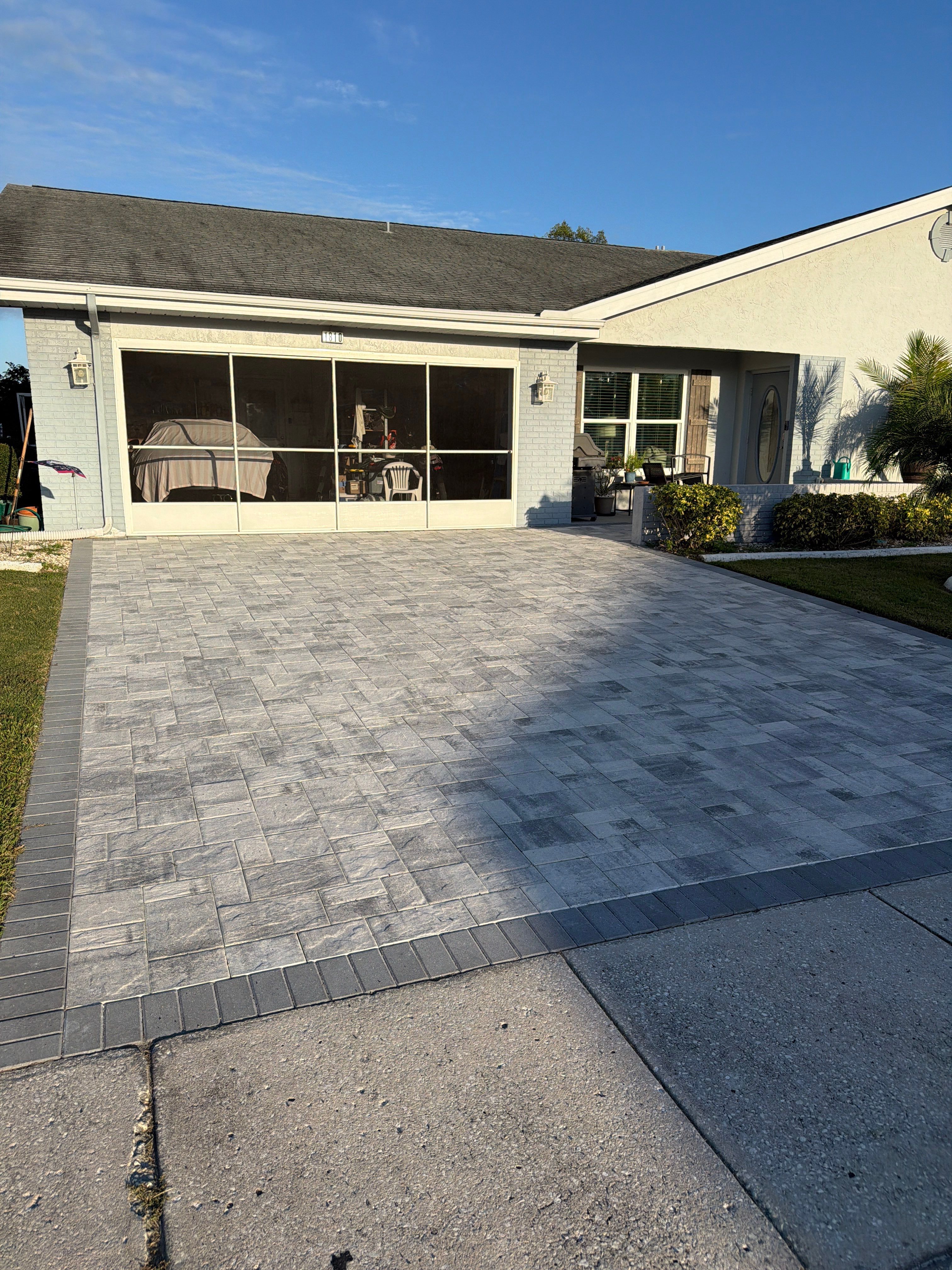 Sun City Center Paver Driveway and Porch Sealing by Supreme Paver Experts