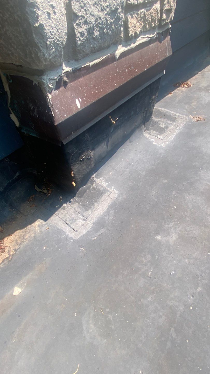 DaVinci Roof Installation with Snow Guards in Oconomowoc Lake by Custom Installations