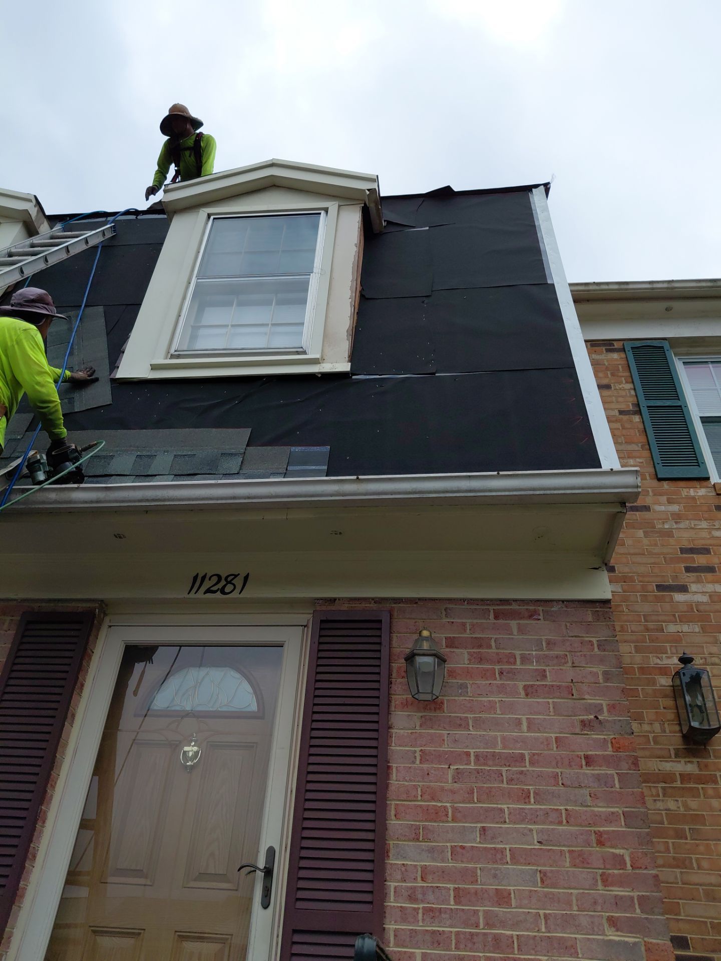 Woodbridge: Residential Roof Replacement with CertainTeed Landmark PRO in Max Def Georgetown Gray by RM Banning, Inc.