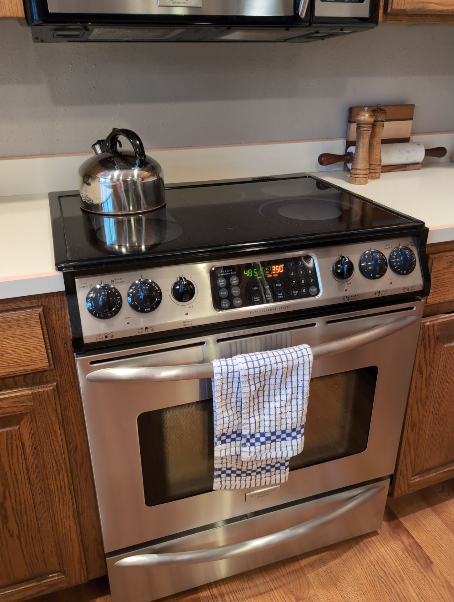 House Cleaning service performed in West Linn by Cloud 9 Professional Cleaning Services