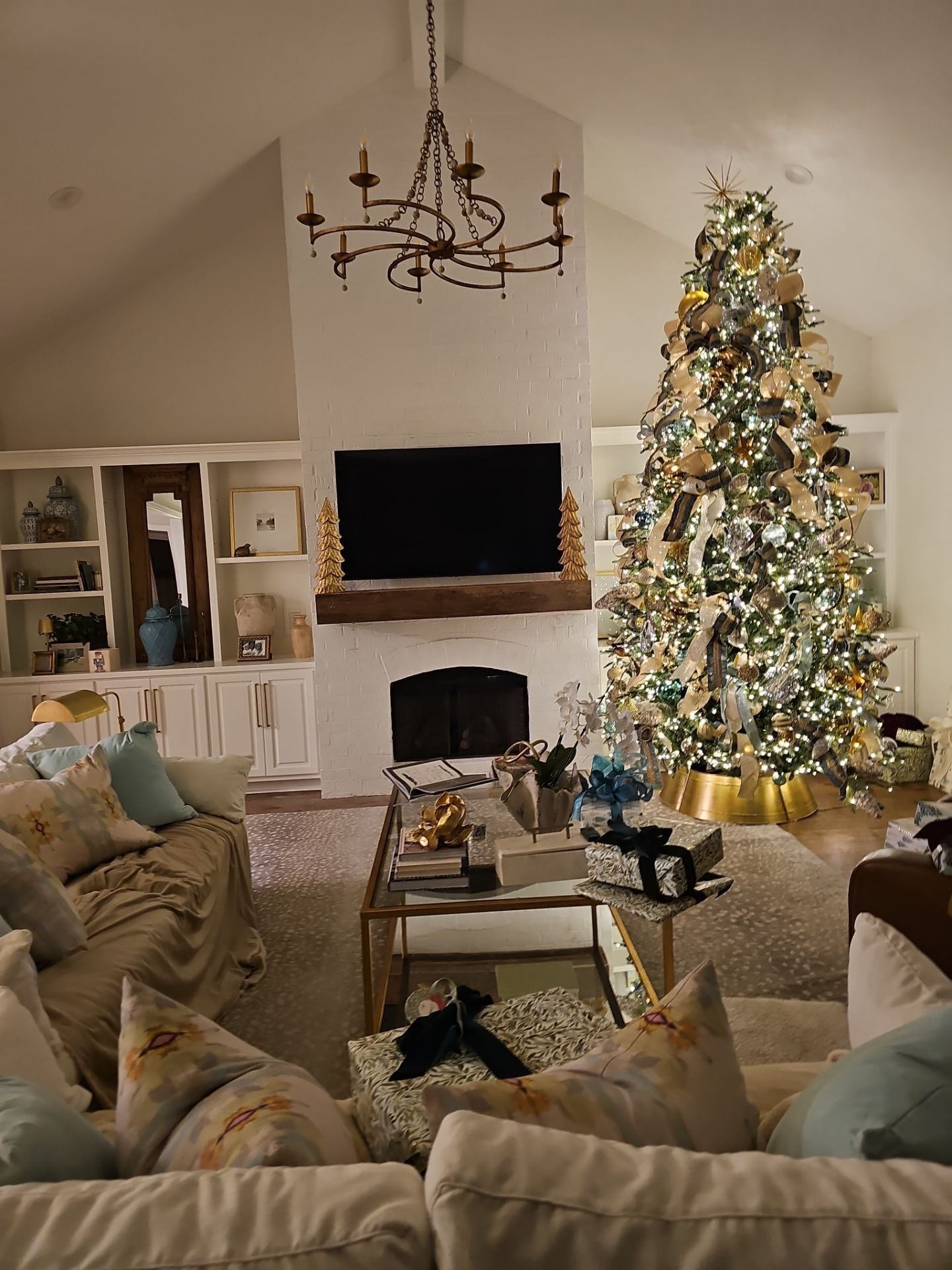 Fireplace TV Mounting Projects by Hangman Mounting & Installation 