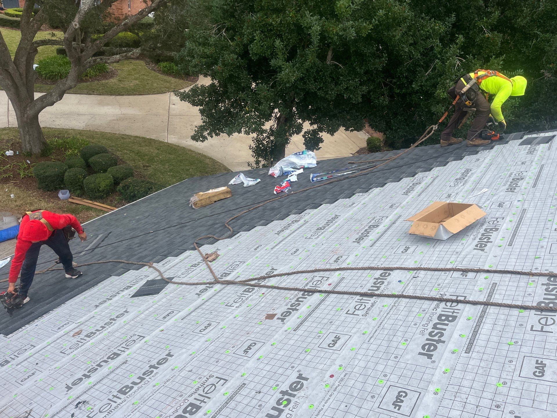 GAF Charcoal Architectural Shingle - Re-roof by Endless Summer Roofing Co.