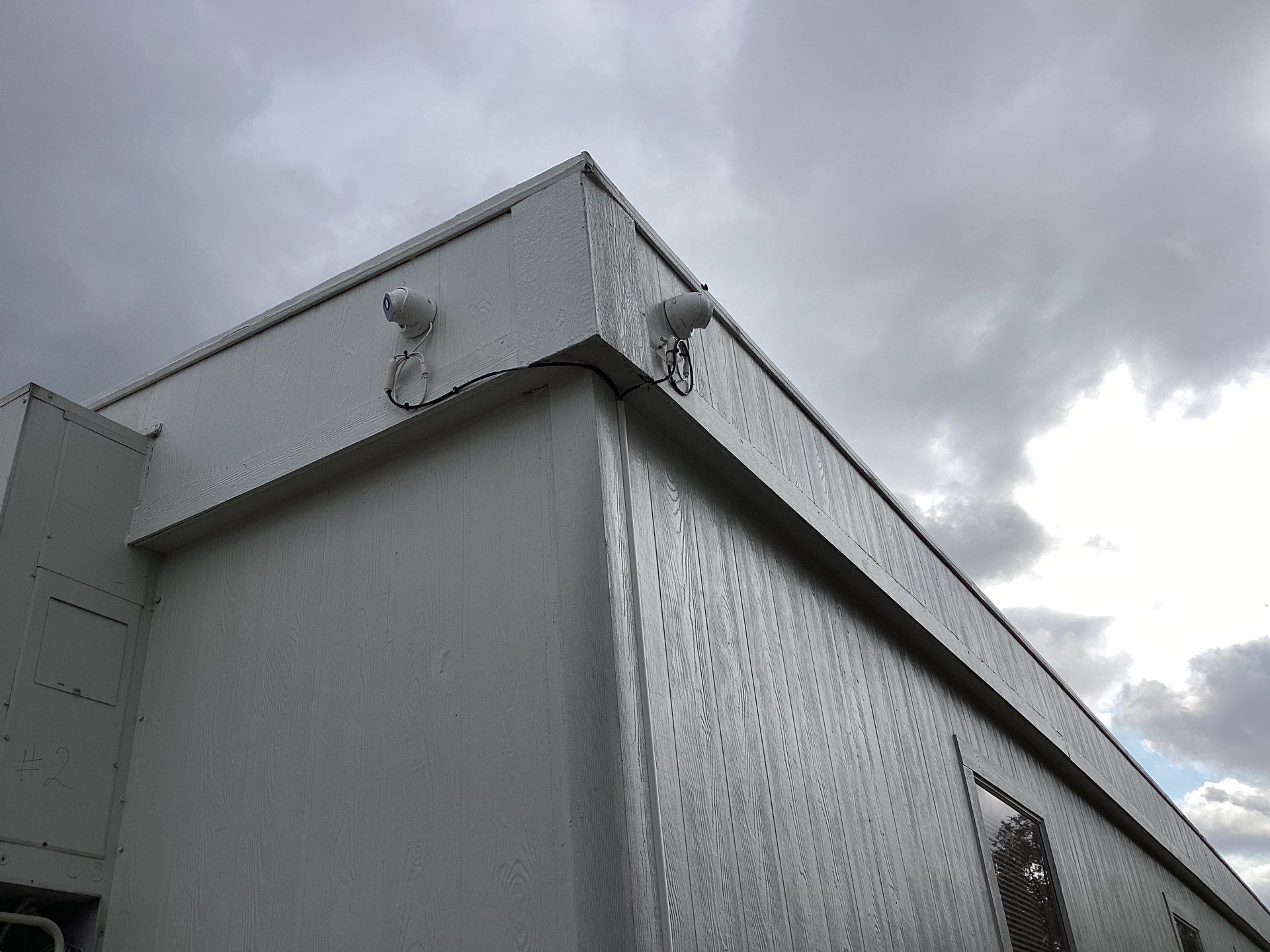 Commercial Gutters using Seamless Aluminum Gutters in Palmetto FL by Gutter Professors