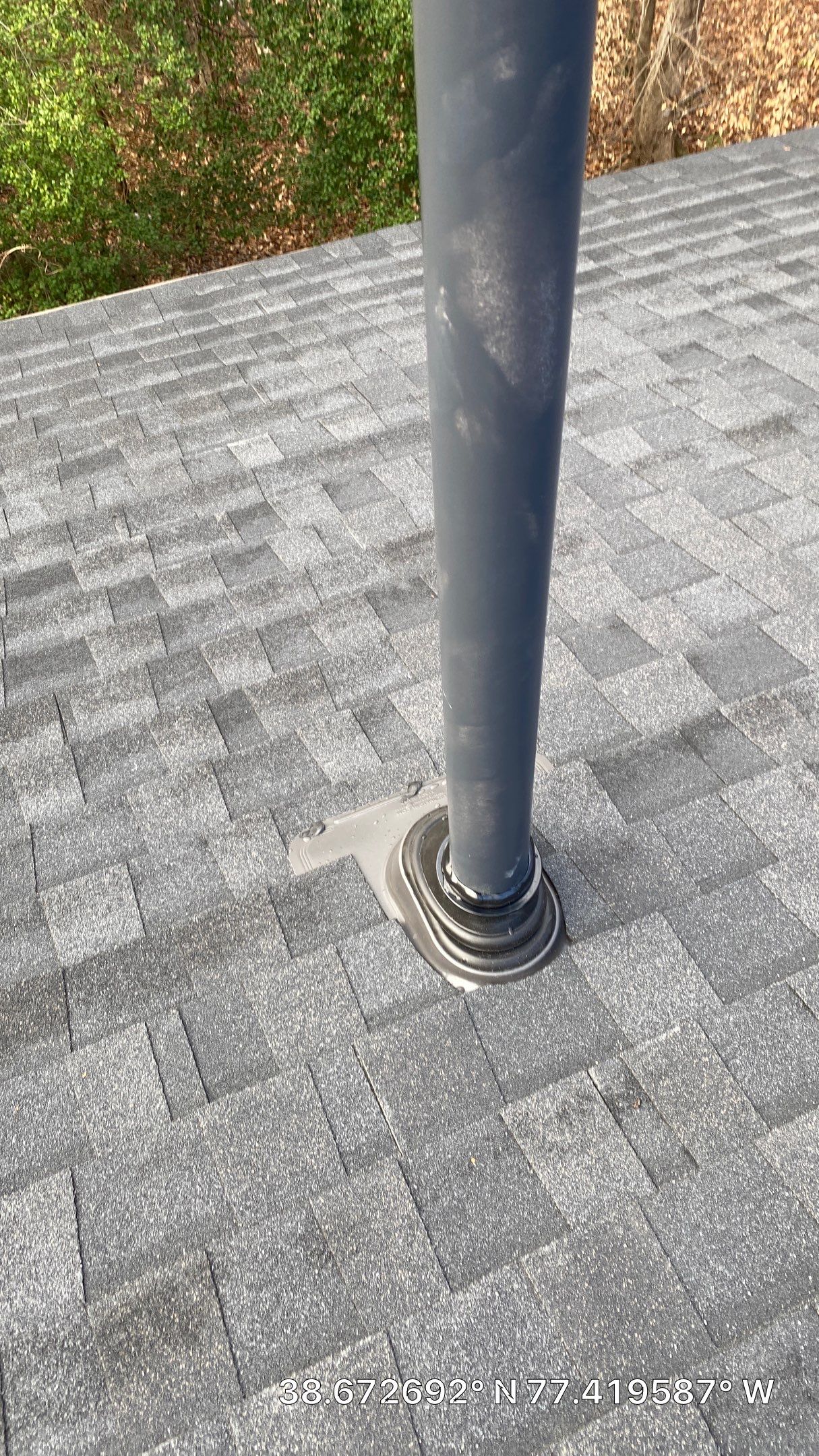 Manassas: CertainTeed Landmark Designer Shingles in Charcoal Black by RM Banning, Inc.