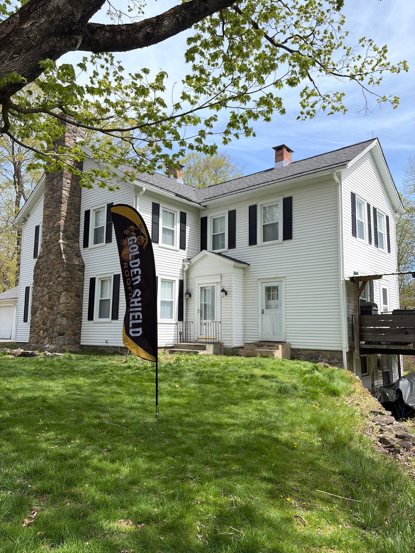 Owens Corning Duration: Williamsburg Gray in Winstead, Connecticut by Golden Shield Roofing