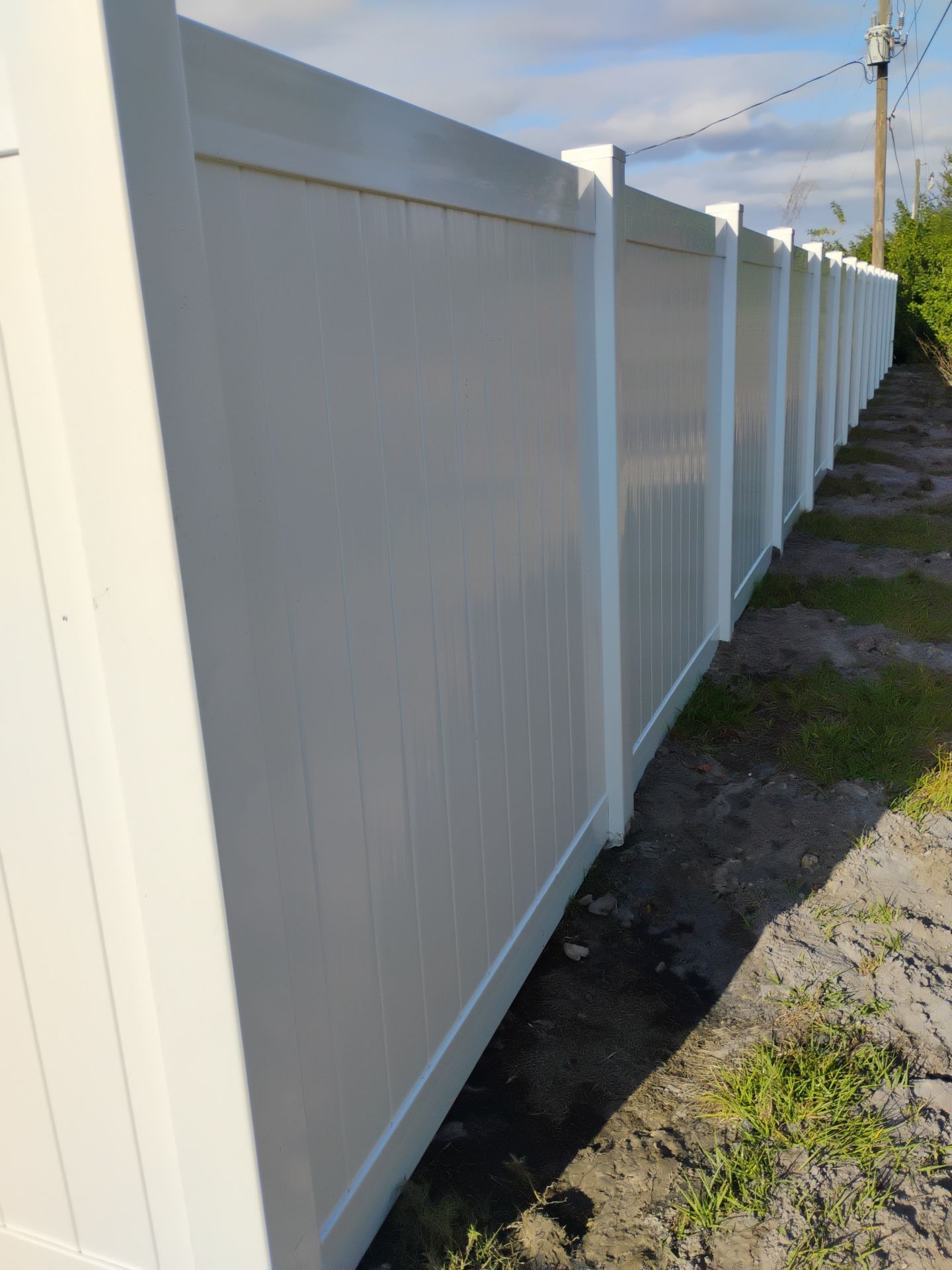 Vinyl Fence Install in Port Charlotte by True Fence LLC