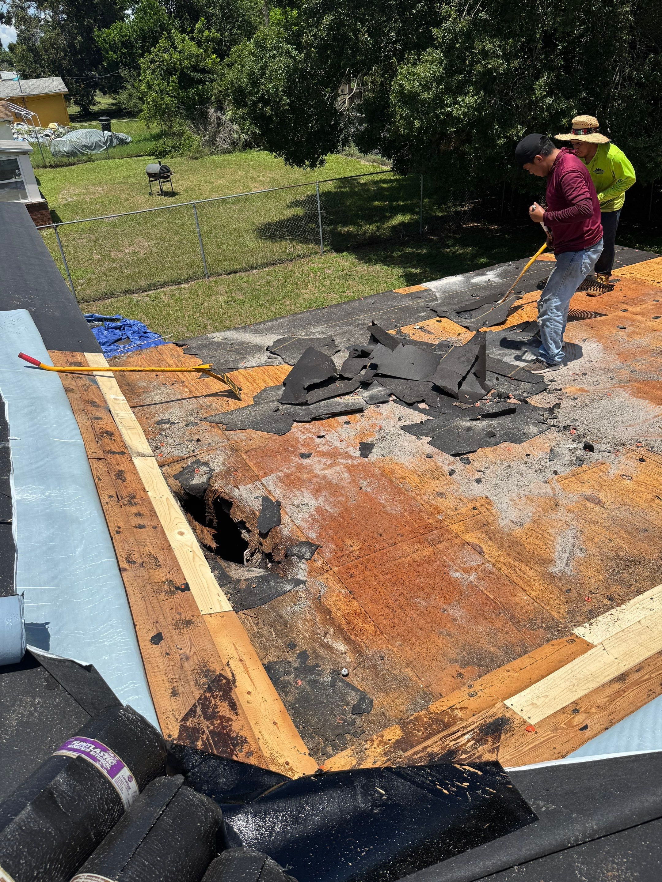 Project in St. Petersburg 33711 by Mitchell Roofing Company LLC 