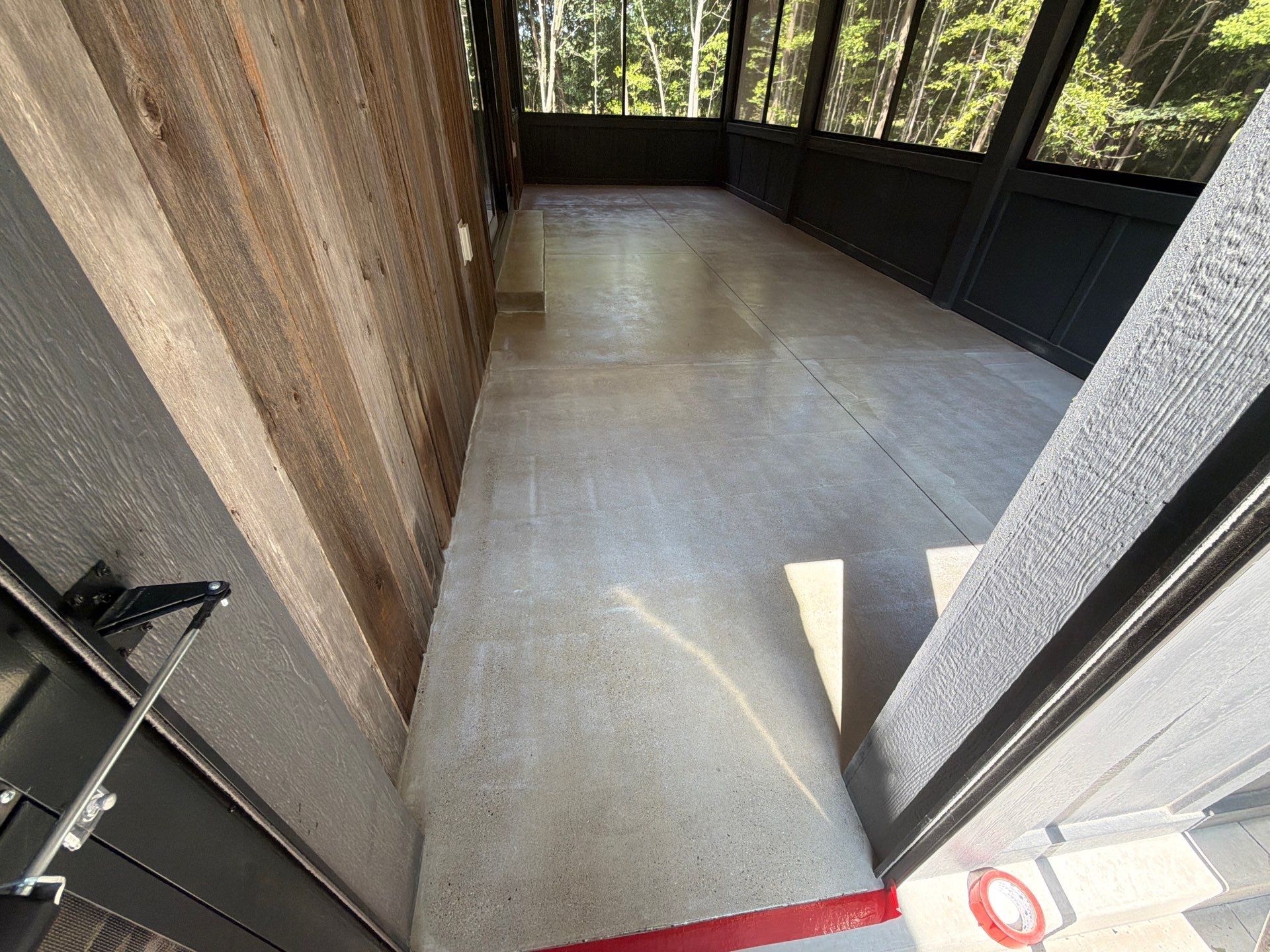 Garage and Screened Porch Polyaspartic Flake Floor Coating in Fremont by Gordon Painting