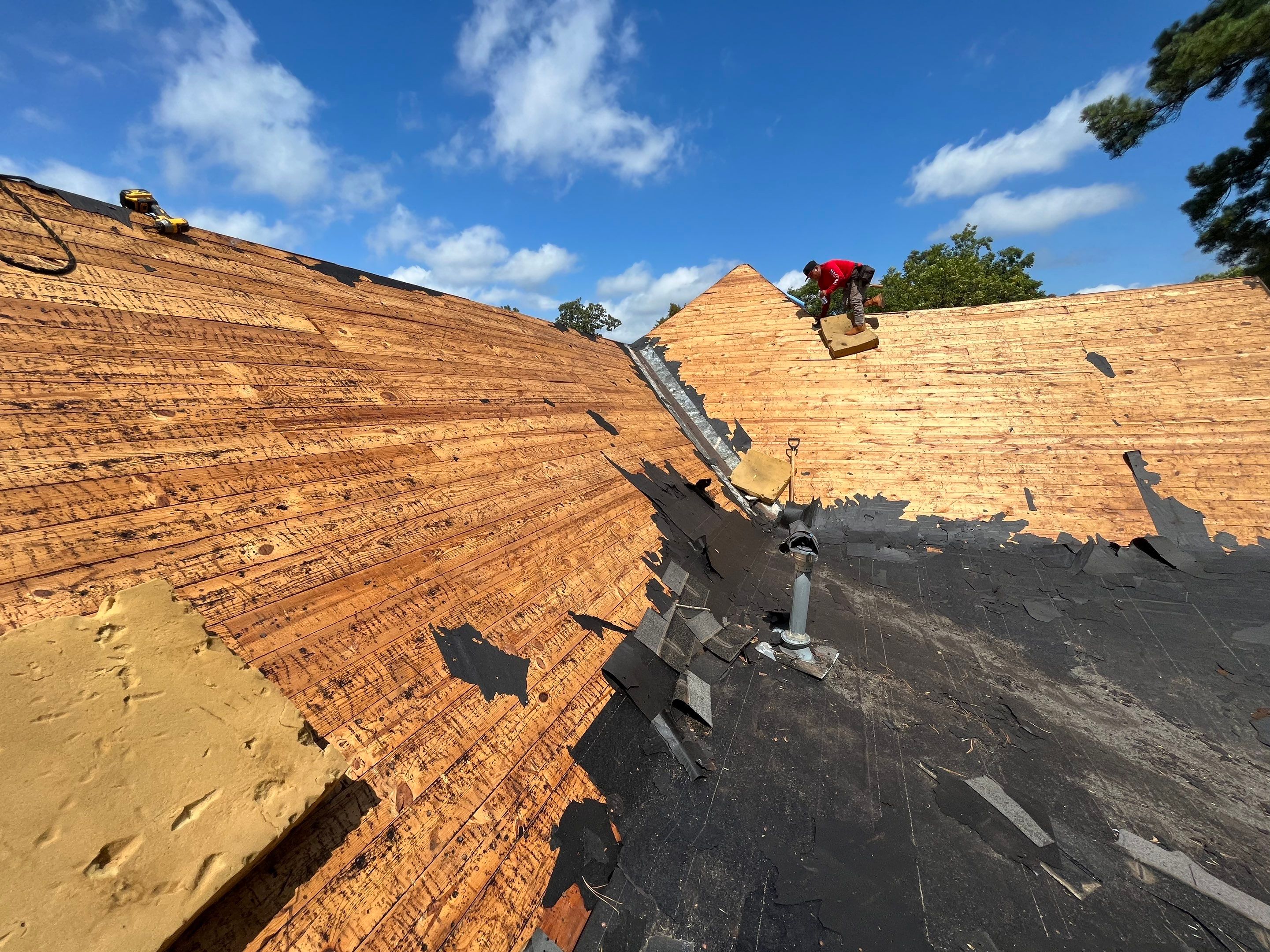 Residential Shingle Reroof using Malarkey Highlander by Hostetler Roofing