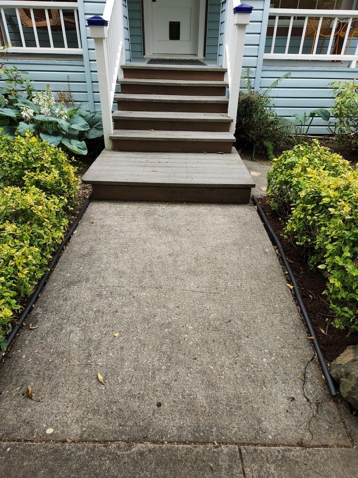 Deck, Patio and Drive Wash using Surface washer by Willamette Outdoor Wash LLC