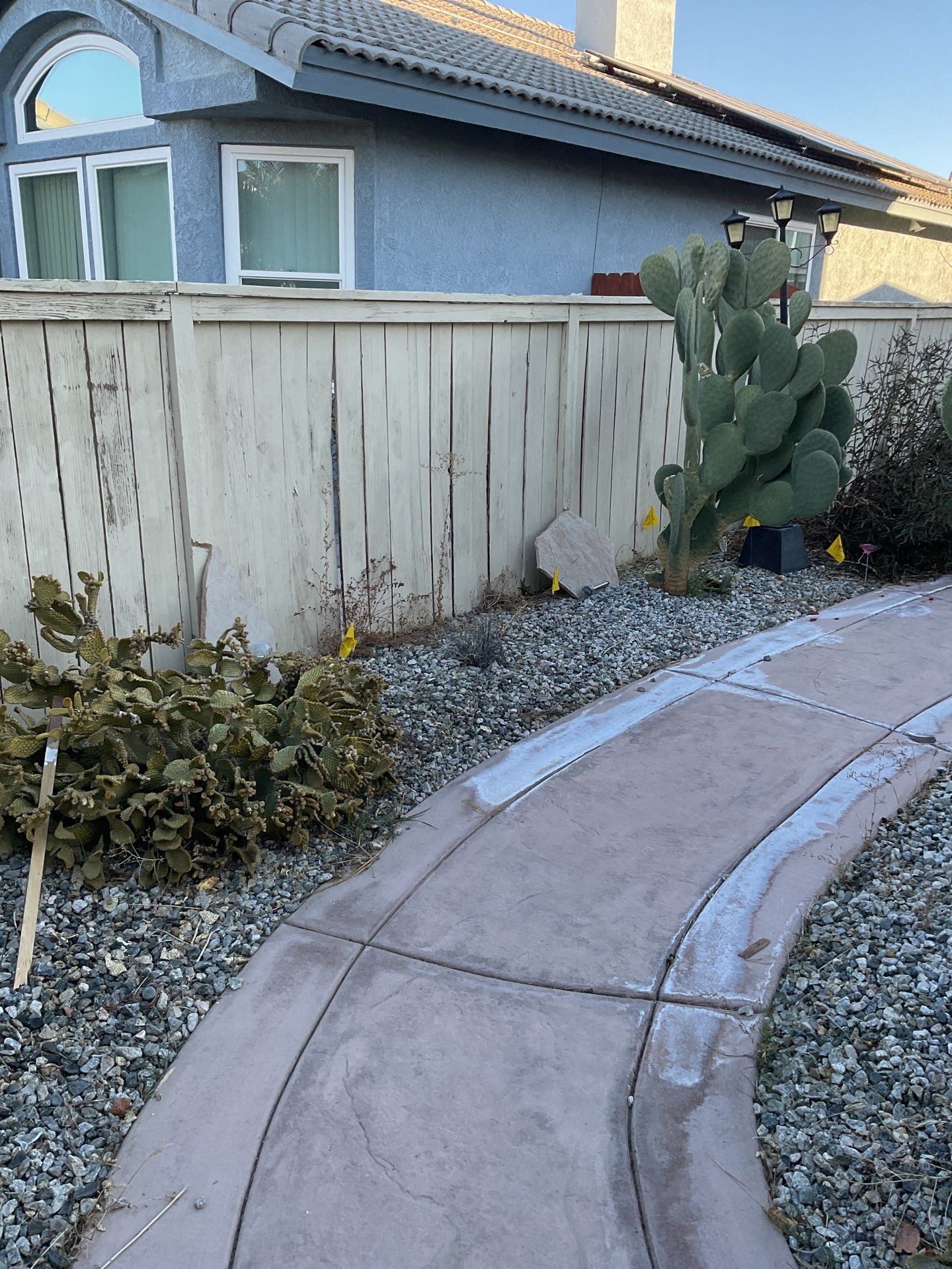Beautiful vinyl fence installation by Fence Guys Inc.