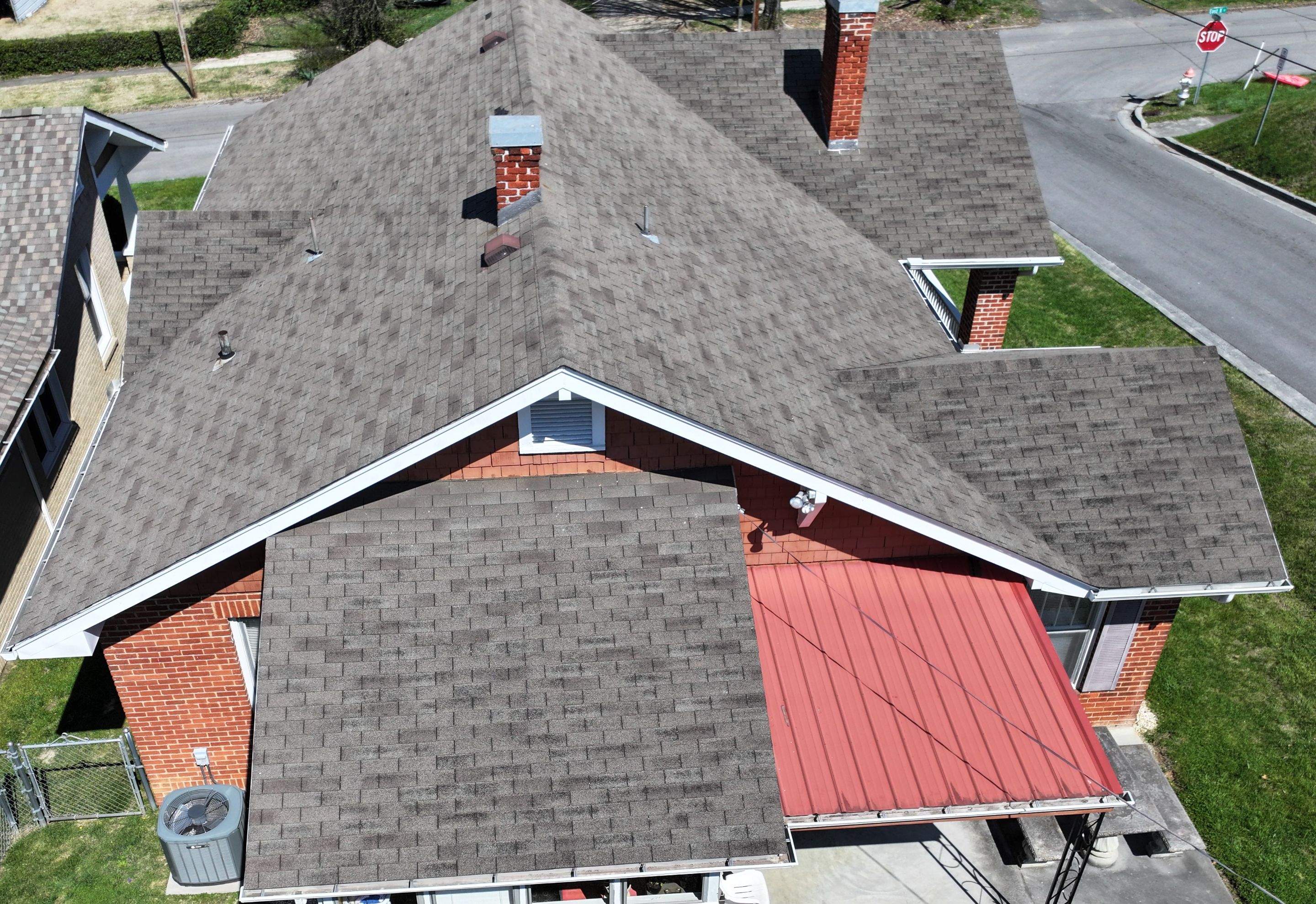 Winters Residence by Omnia Roofing