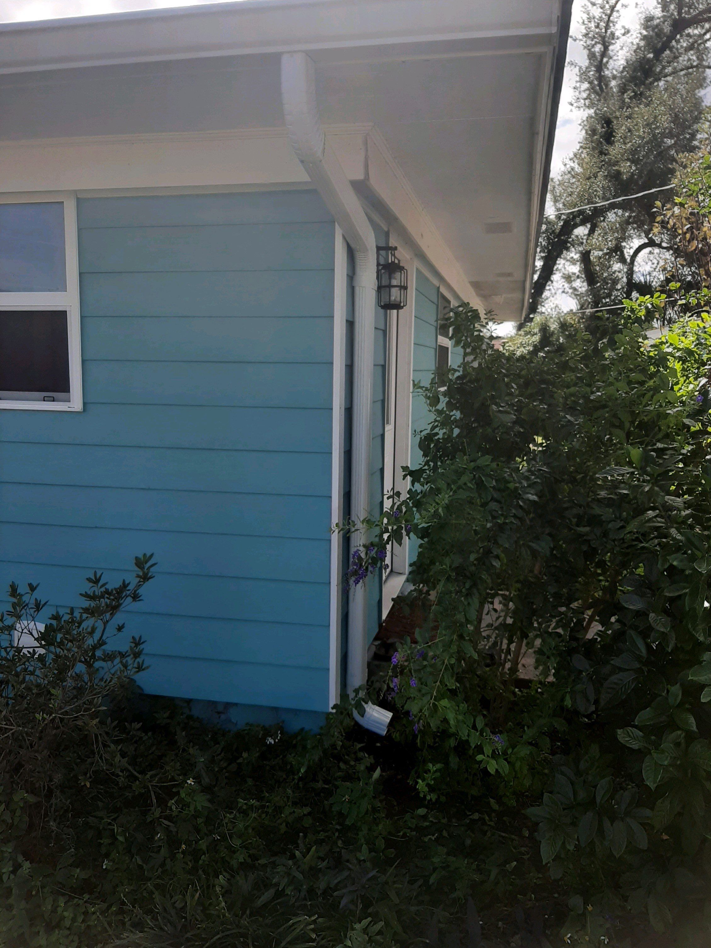 Seamless Gutter Installation using White K-Style Gutters by Gutter Professors