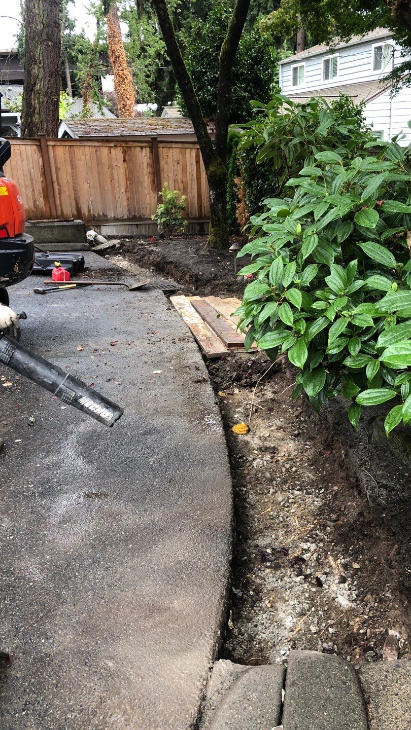 Eggers | Aggregate Finish Driveway, Concrete Project  by Jireh Asphalt & Concrete Inc 