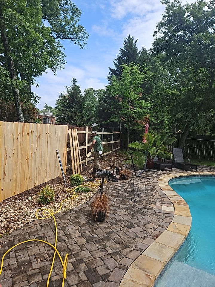 Royal Knoll Lane - Fence Installation  by Pillar and Pine