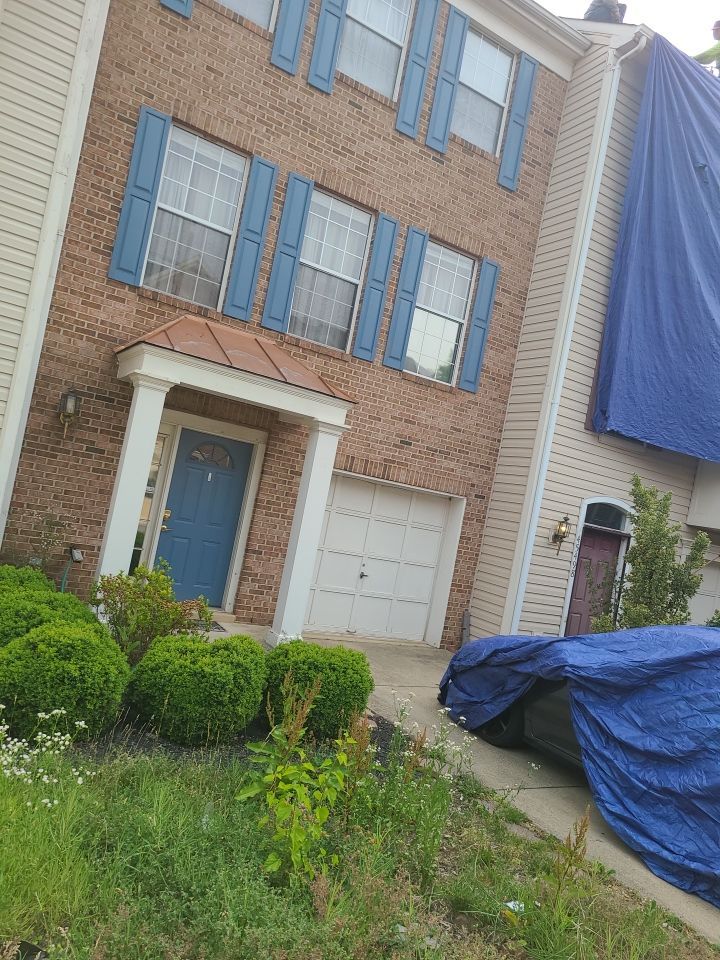 Sterling: CertainTeed Landmark Designer Shingles in Pewter by RM Banning, Inc.