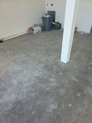 Cayucos Garage Floor Epoxy Coating with Moisture Vapor Barrier