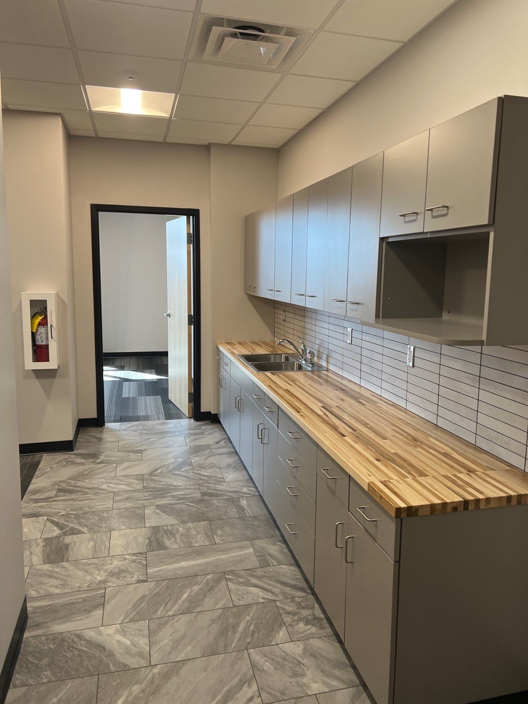 On Track Shop by Cutting edge painting 