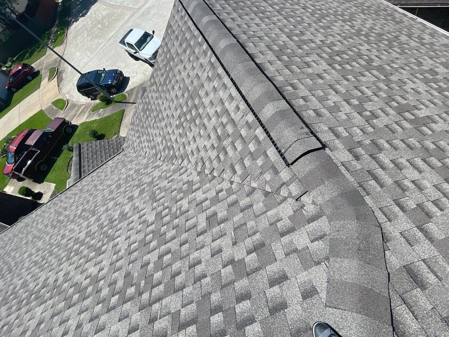 GAF HDZ - Weathered Wood by Elite Roofing LLC