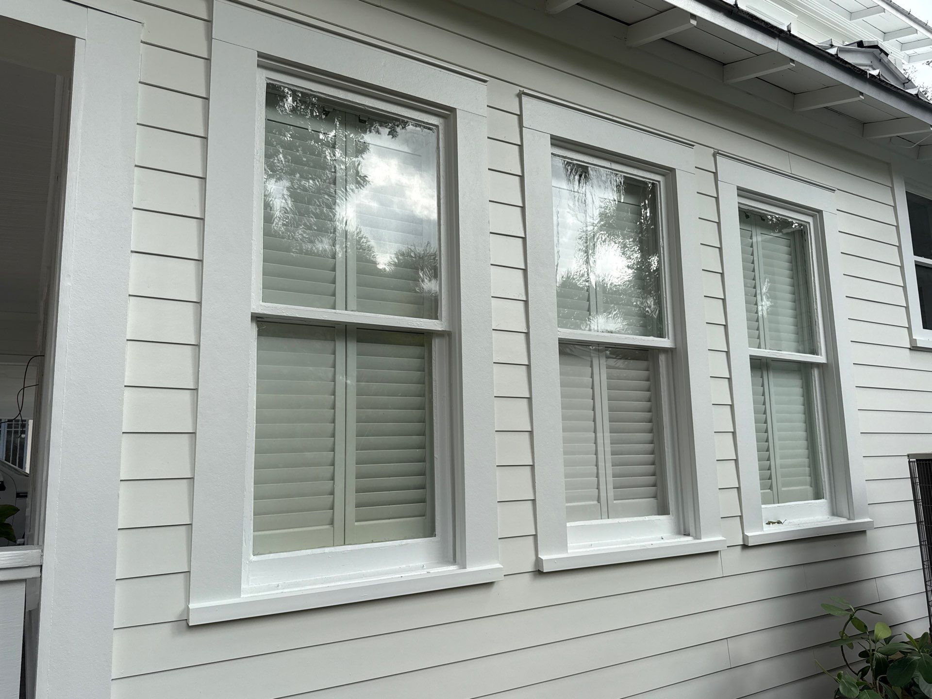 Harbor View Bungalow by Bayshore Exteriors