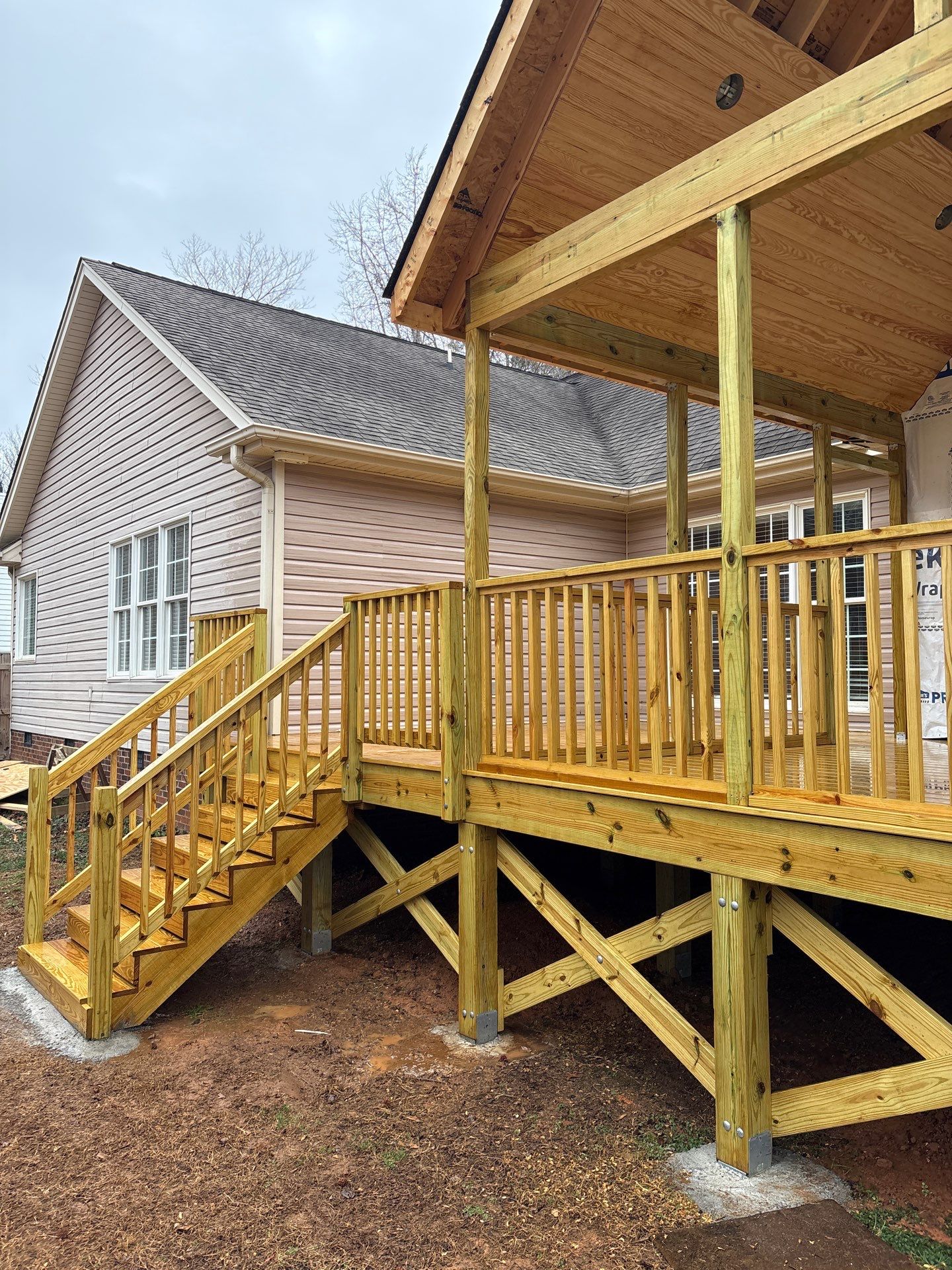 Wood Deck using Wood Sealant by DuraSeal