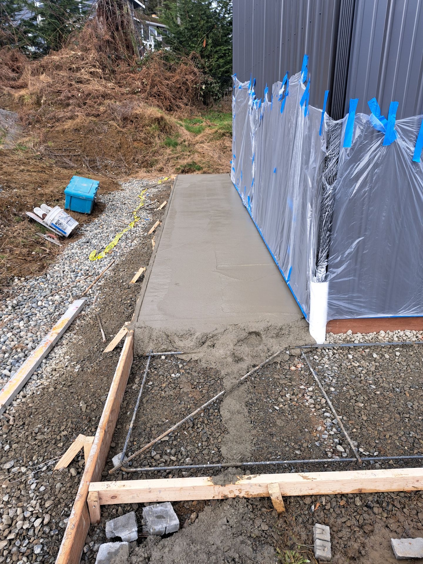 Concrete Walkway Surround and Front Patio | Snohomish  by Jireh Asphalt & Concrete Inc 